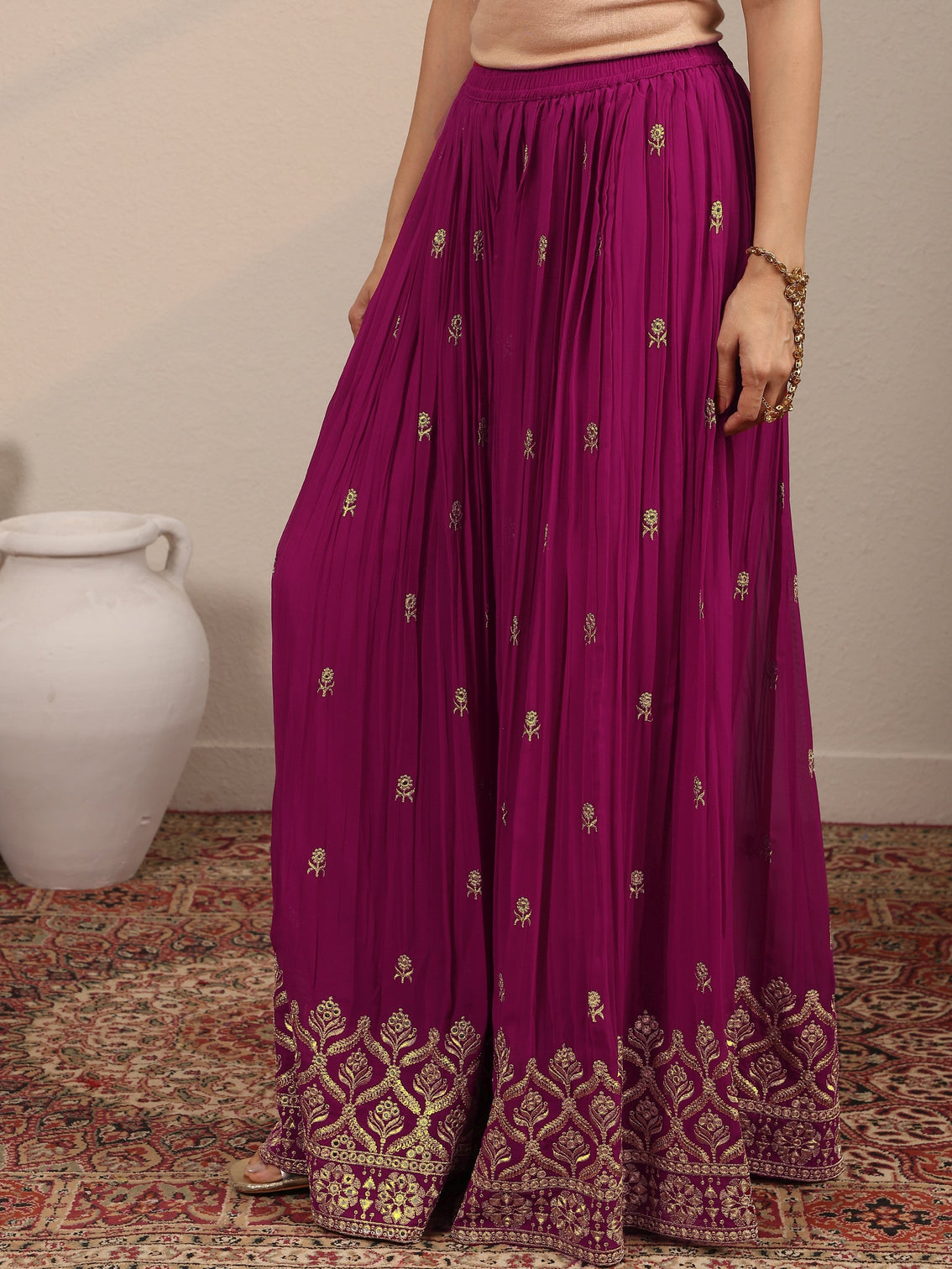 Mameraa Art Purple Embroidered Georgette Straight Suit Set With Dupatta