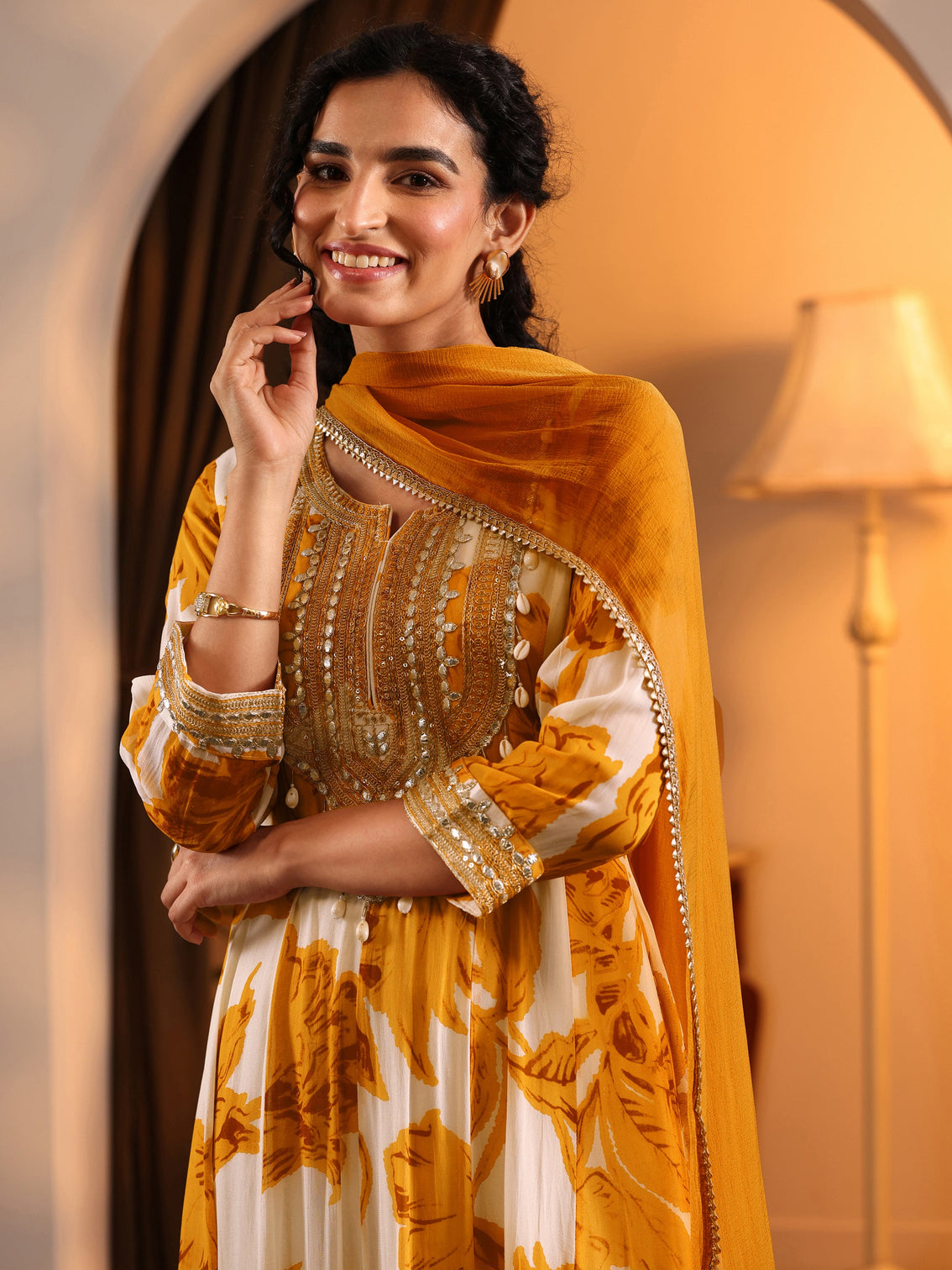 Mameraa Off White Printed Georgette Anarkali Suit Set With Dupatta