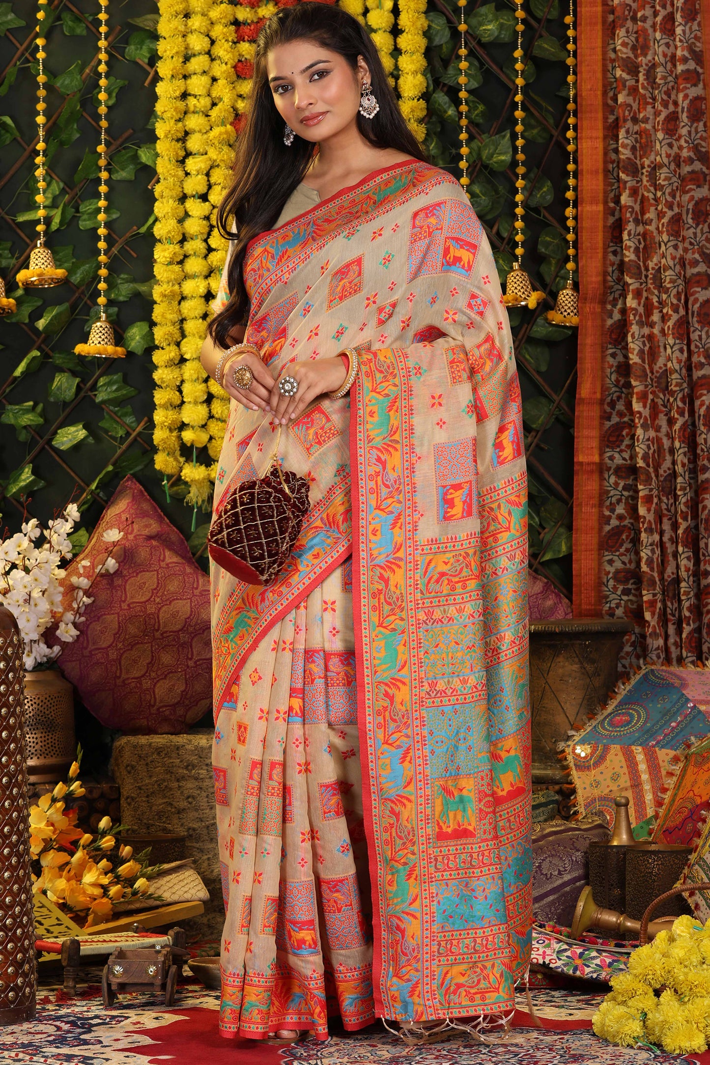 Offwhite Linen Cotton Saree Adorned With Floral Zari Weaving & Tassel Pallu