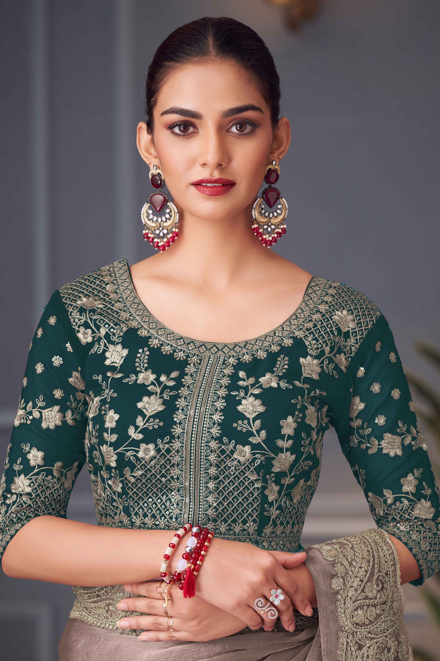 Grey Partywear Chiffon Saree with Ornate Border Detailing