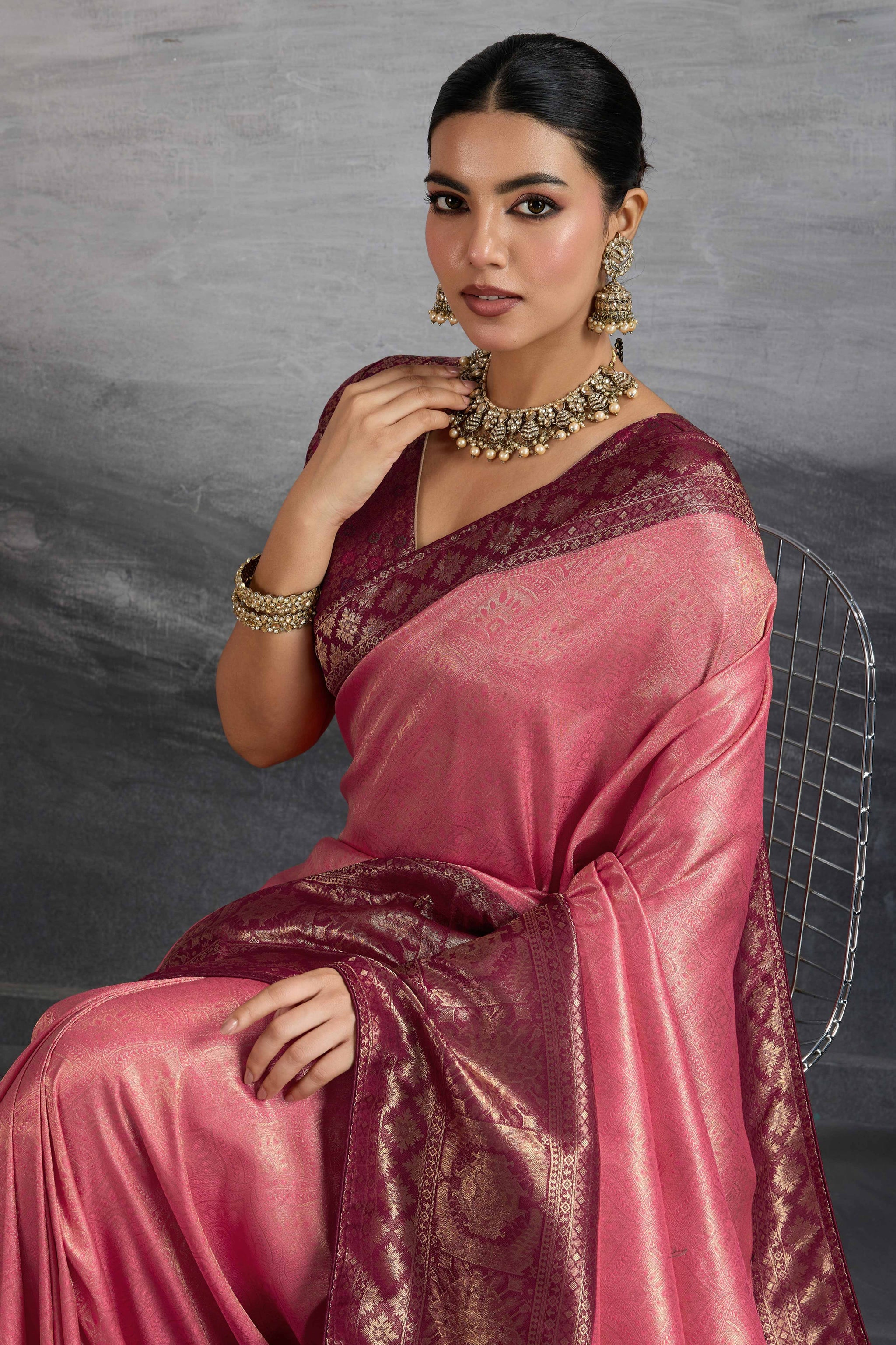 Traditional Peach Kanjivaram Soft Silk Saree with Bold Kadiyal Weave