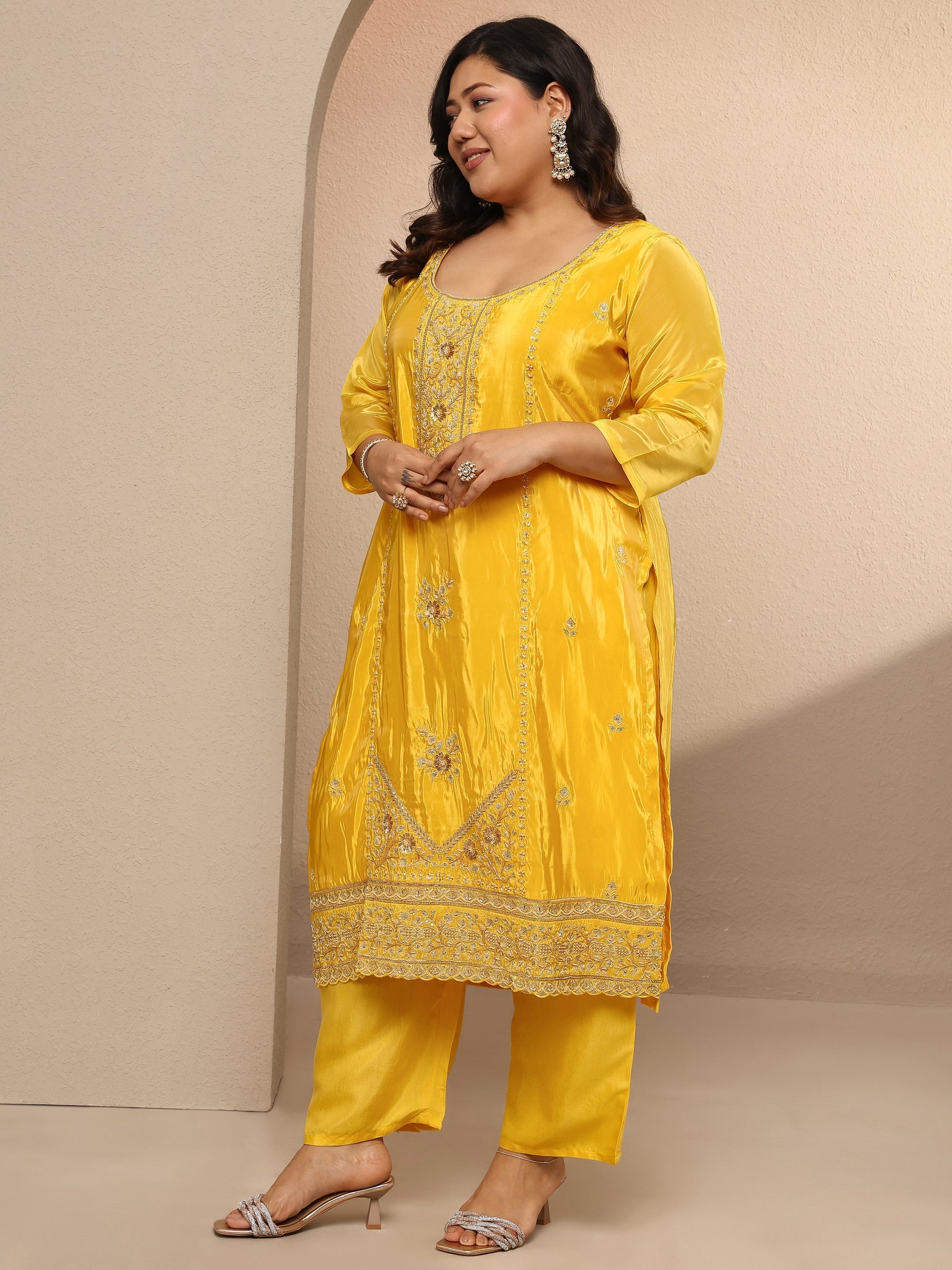 Plus Size Yellow Embellished Crepe Suit Set With Dupatta