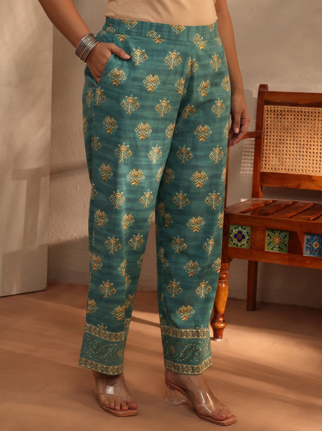 Plus Size Green Floral Printed Cotton Blend A-Line Suit Set With Dupatta