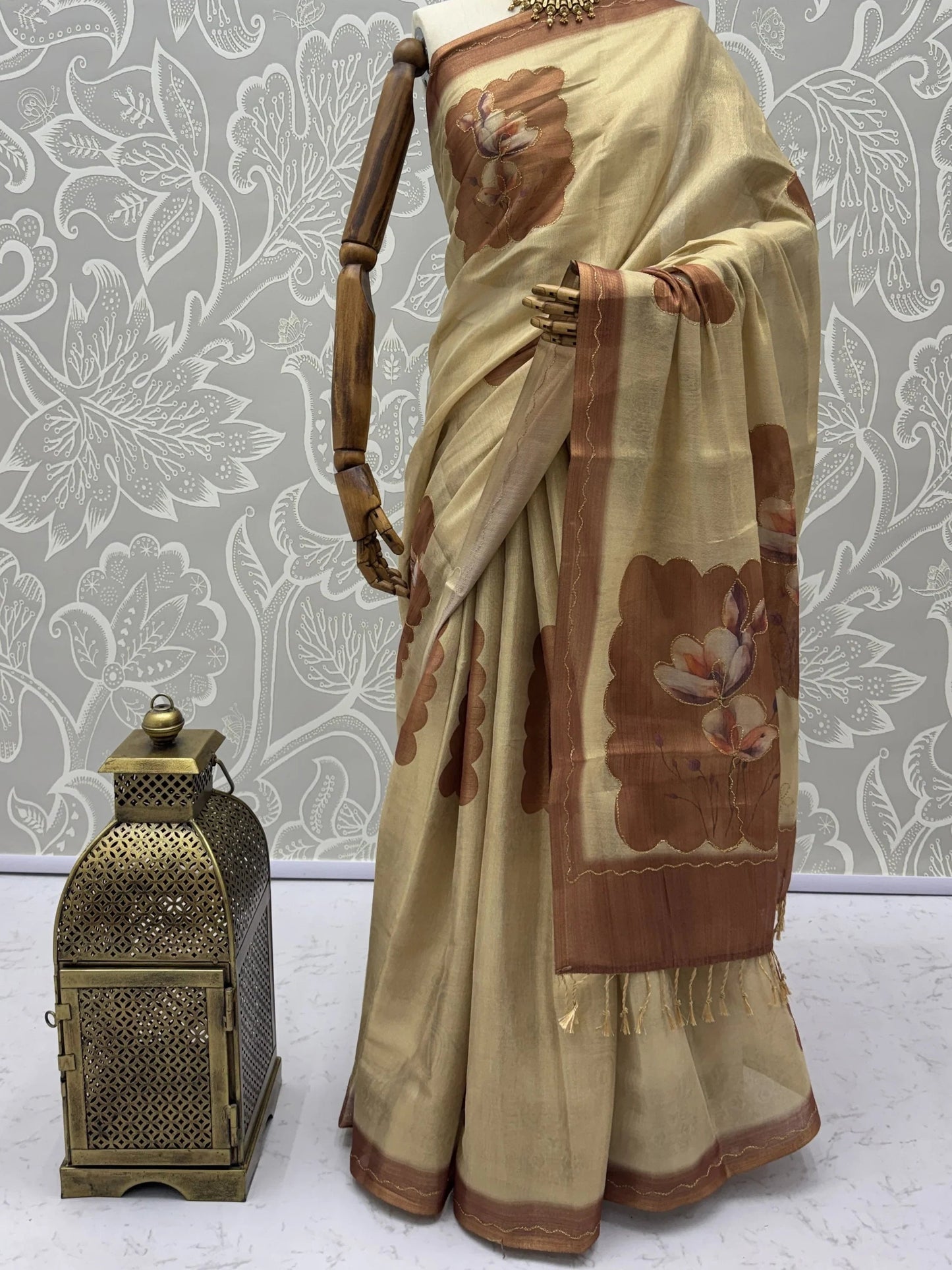 Amazing Beige Floral Printed Silk Daily Wear Saree With Blouse