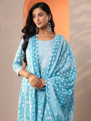 Mameraa Blue Printed Straight Suit Set With Dupatta