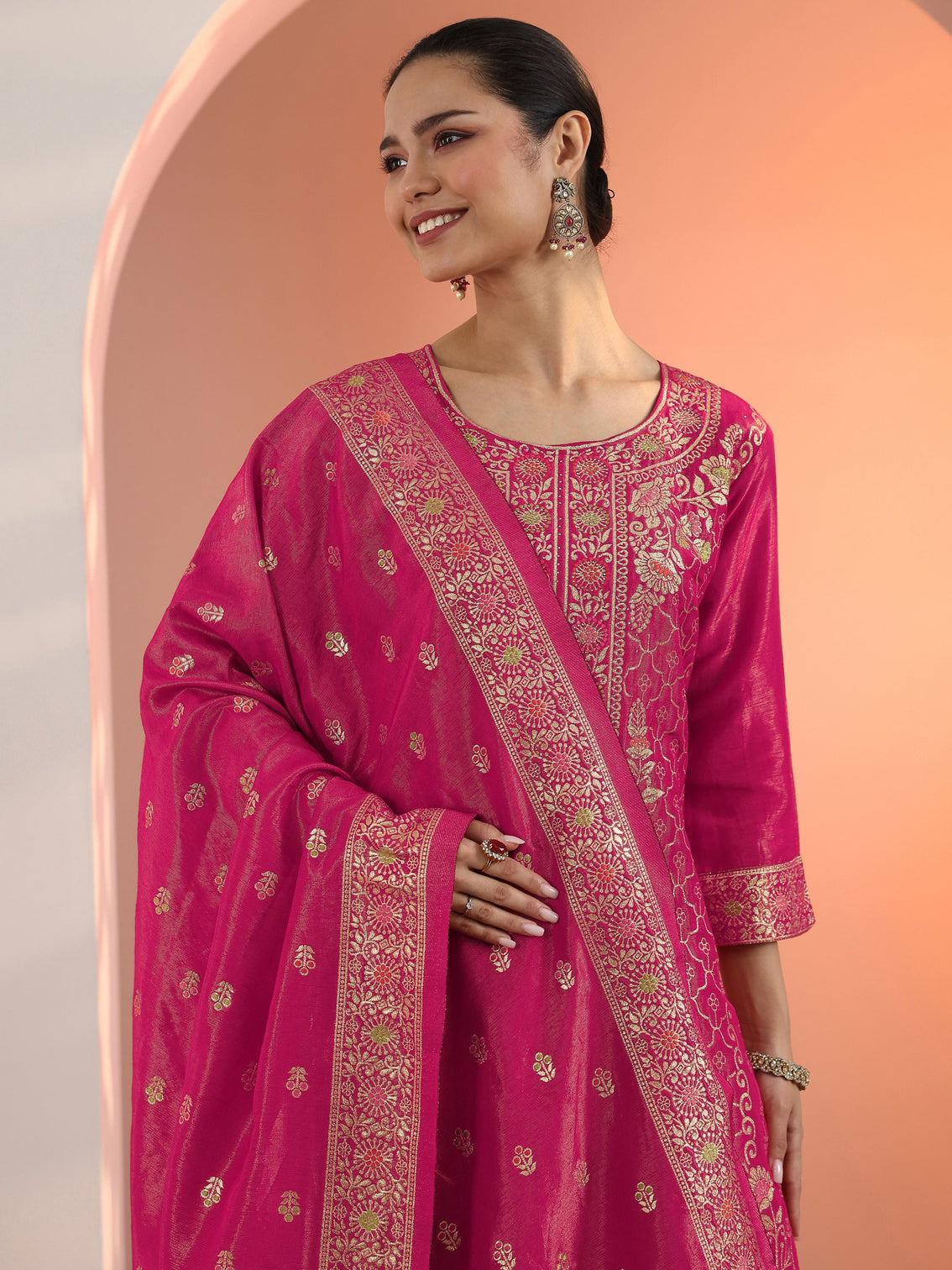 Mameraa Pink Embellished Silk Blend Straight Suit Set With Dupatta