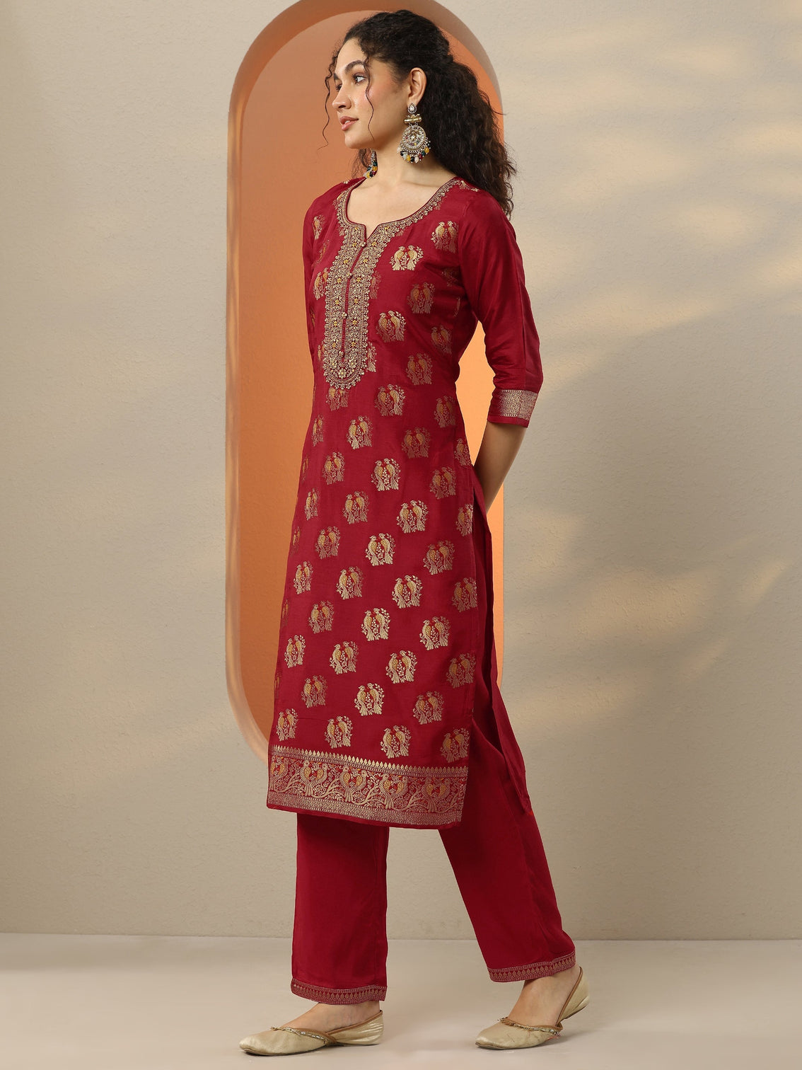 Mameraa Red Woven Design Silk Blend Straight Suit Set With Dupatta