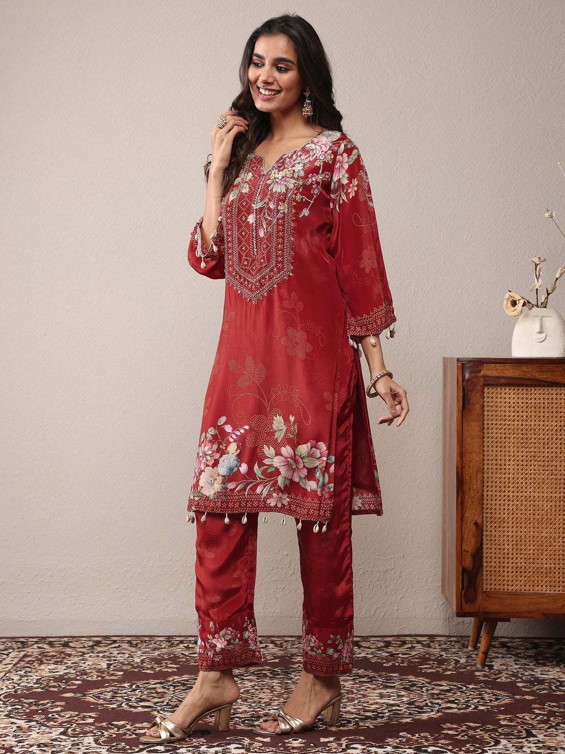 Mameraa Maroon Printed Silk Crepe Straight Suit Set With Dupatta