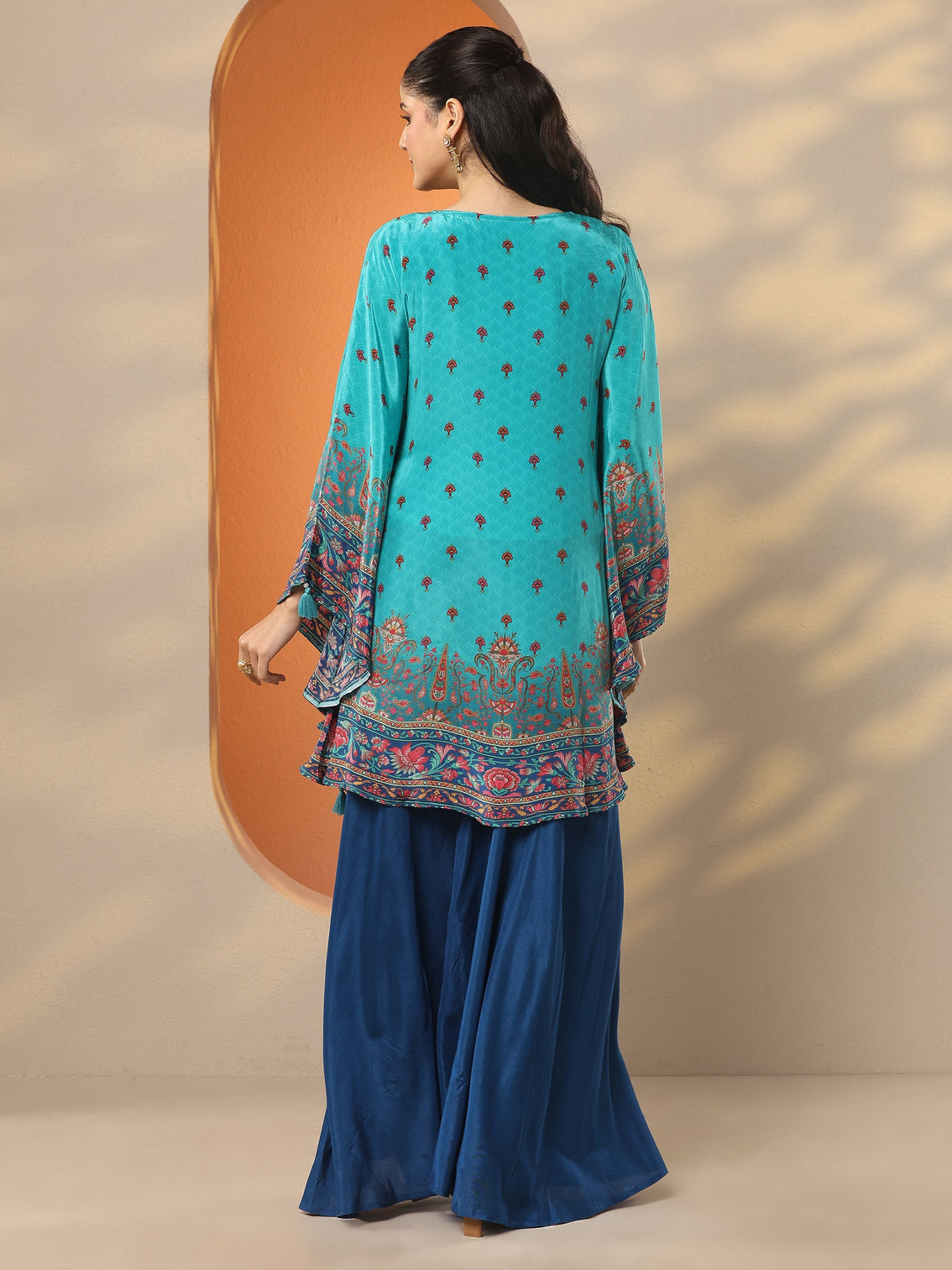 Mameraa Blue Printed Crepe A-Line Kurta Set