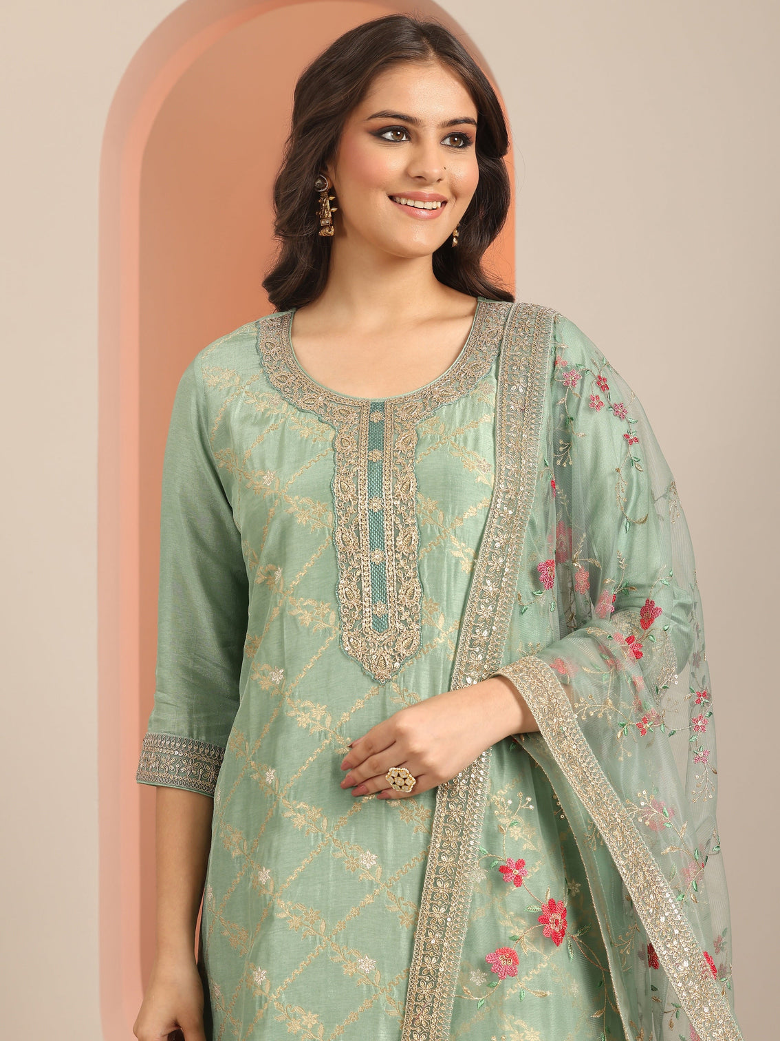 Mameraa Green Woven Design Silk Blend Straight Suit Set With Dupatta