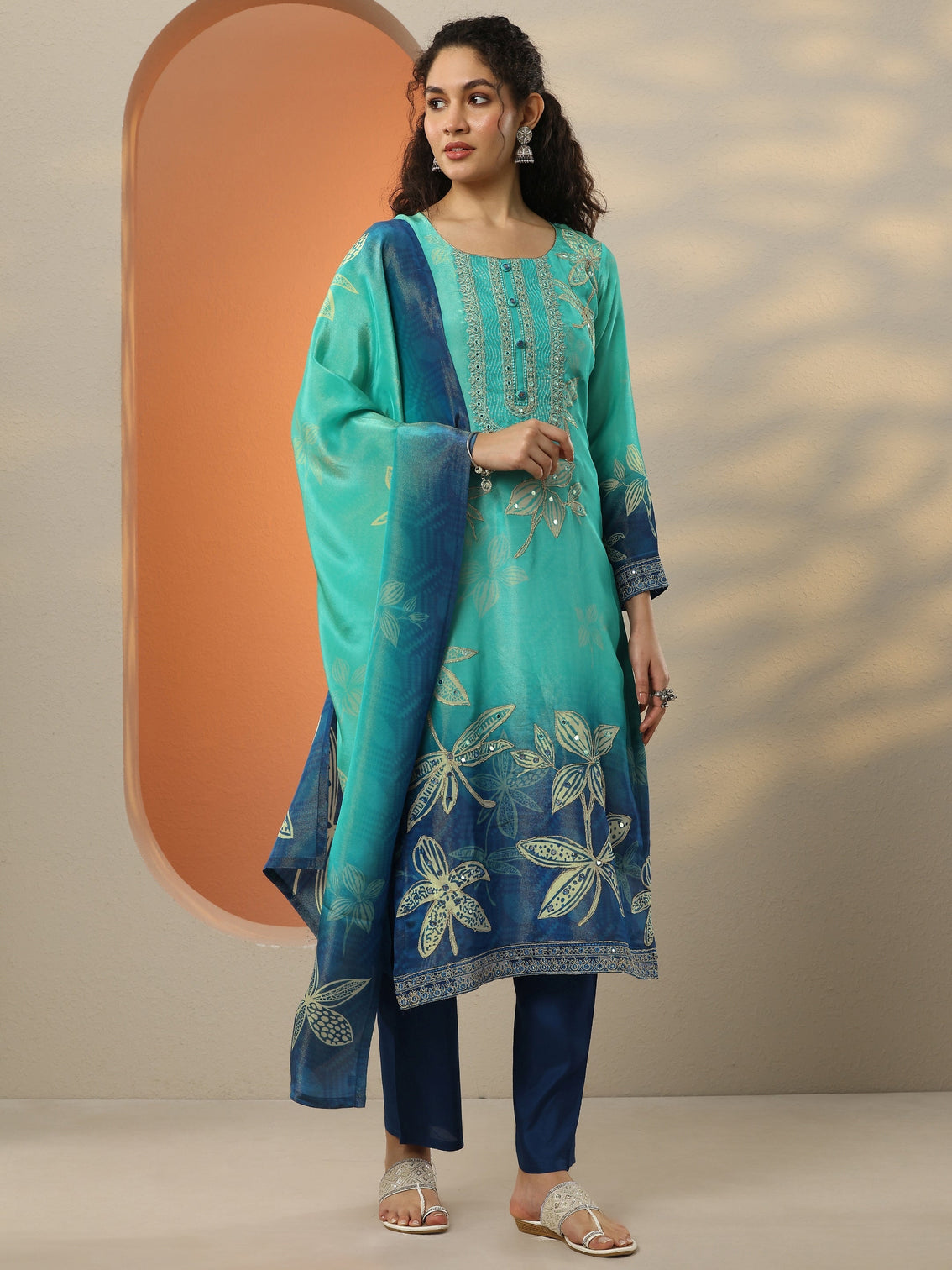 Mameraa Blue Embroidered Crepe Straight Suit Set With Dupatta
