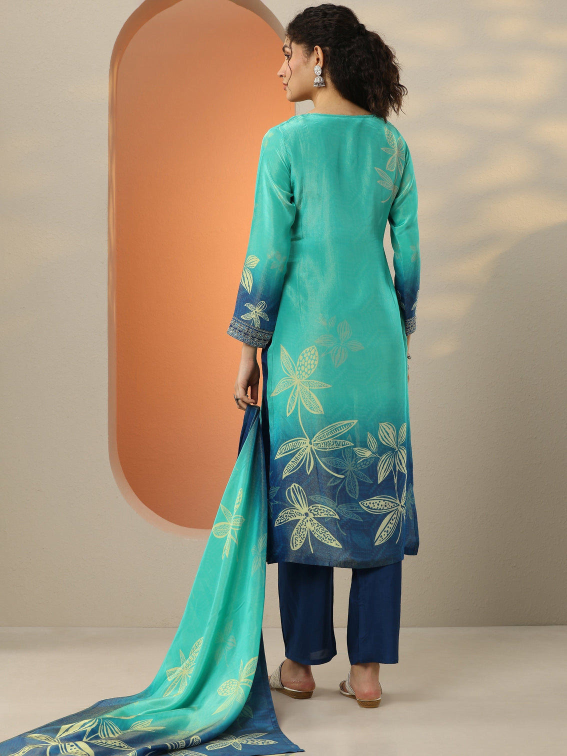 Mameraa Blue Embroidered Crepe Straight Suit Set With Dupatta