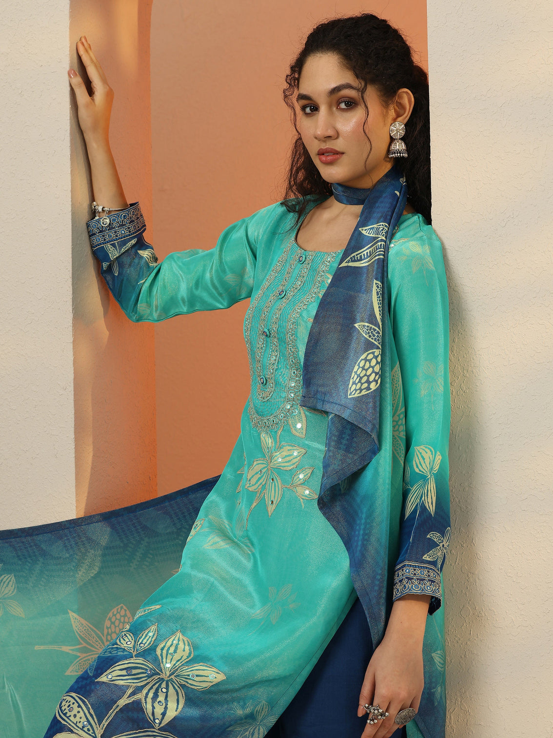 Mameraa Blue Embroidered Crepe Straight Suit Set With Dupatta
