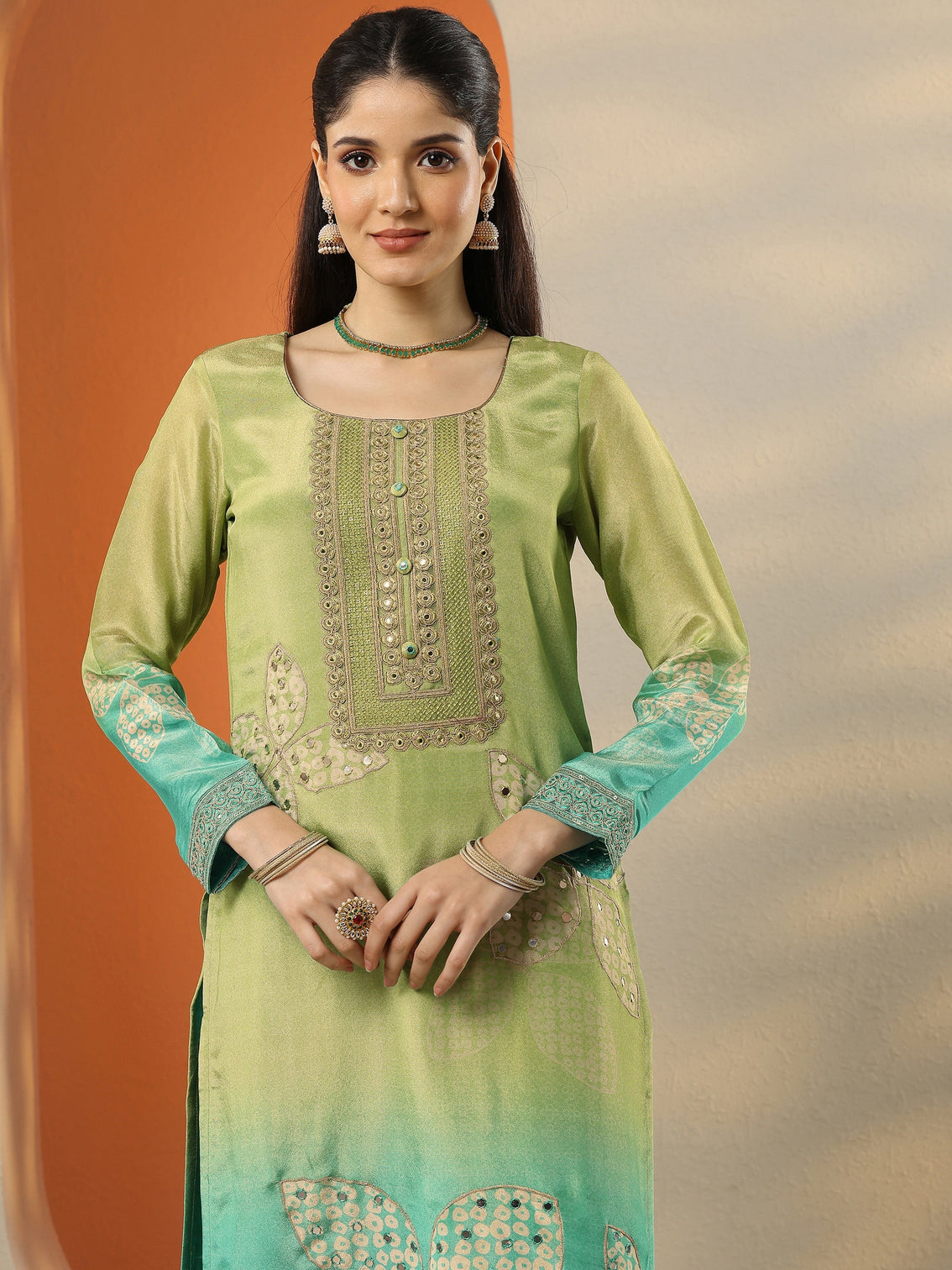 Mameraa Green Embroidered Crepe Straight Suit Set With Dupatta