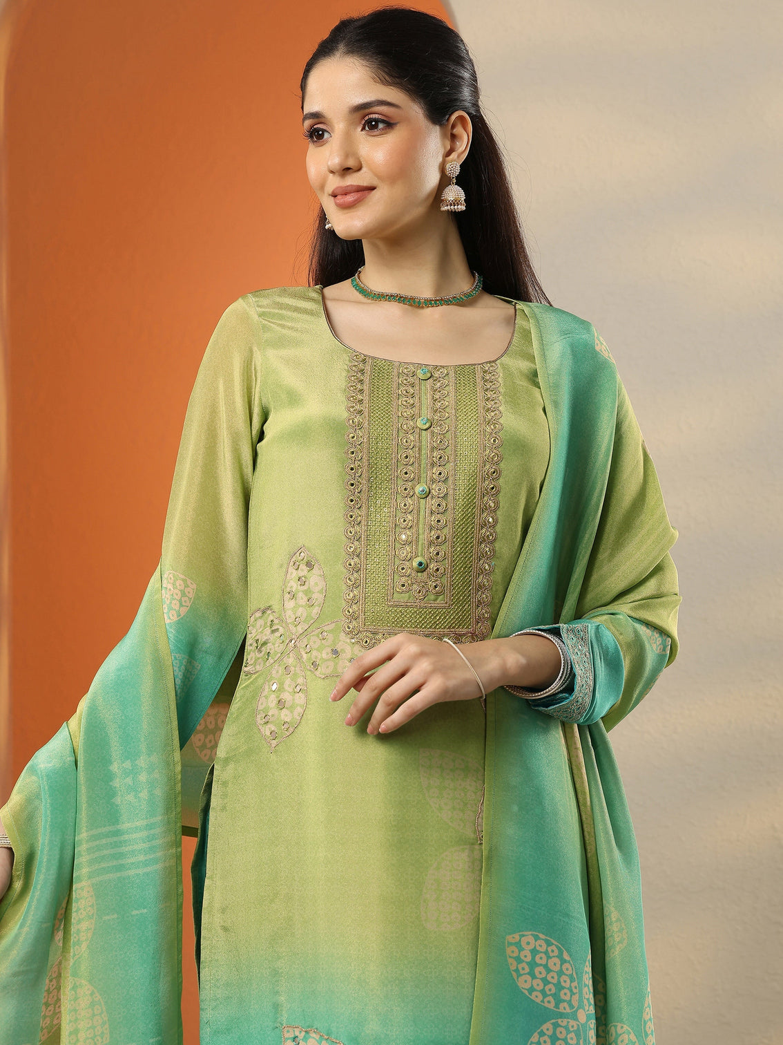 Mameraa Green Embroidered Crepe Straight Suit Set With Dupatta