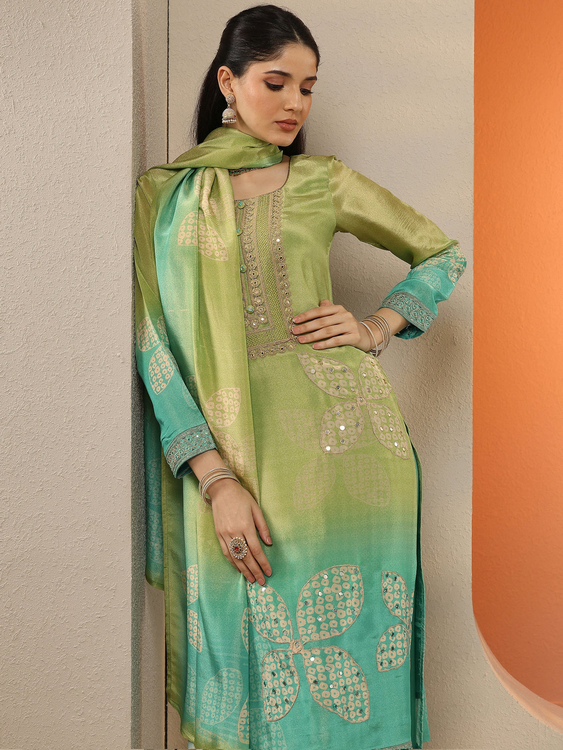 Mameraa Green Embroidered Crepe Straight Suit Set With Dupatta