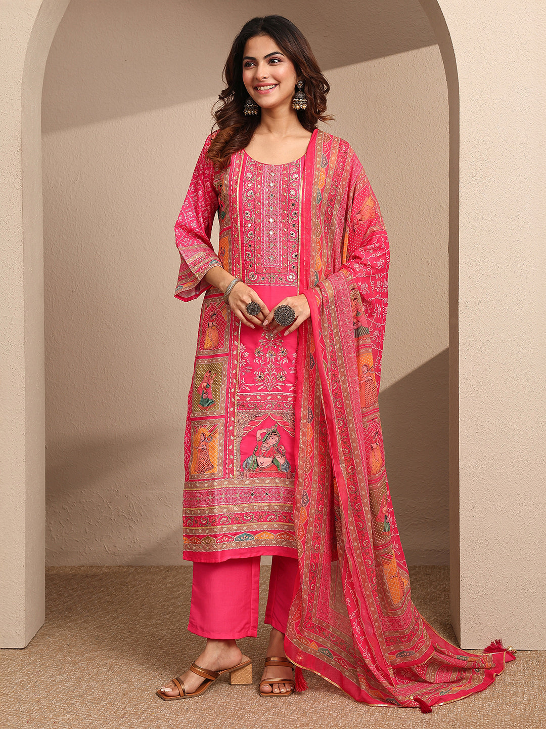 Mameraa Pink Printed Silk blend Straight Suit Set With Dupatta