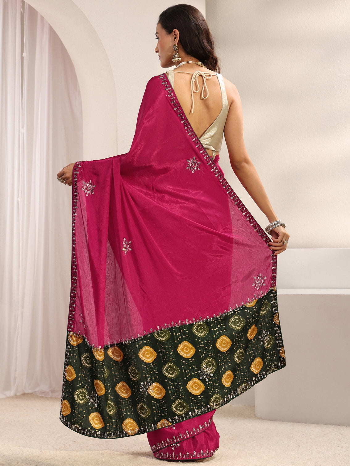 Mameraa Pink Embellished Border Chinon Saree With Unstitched Blouse Piece