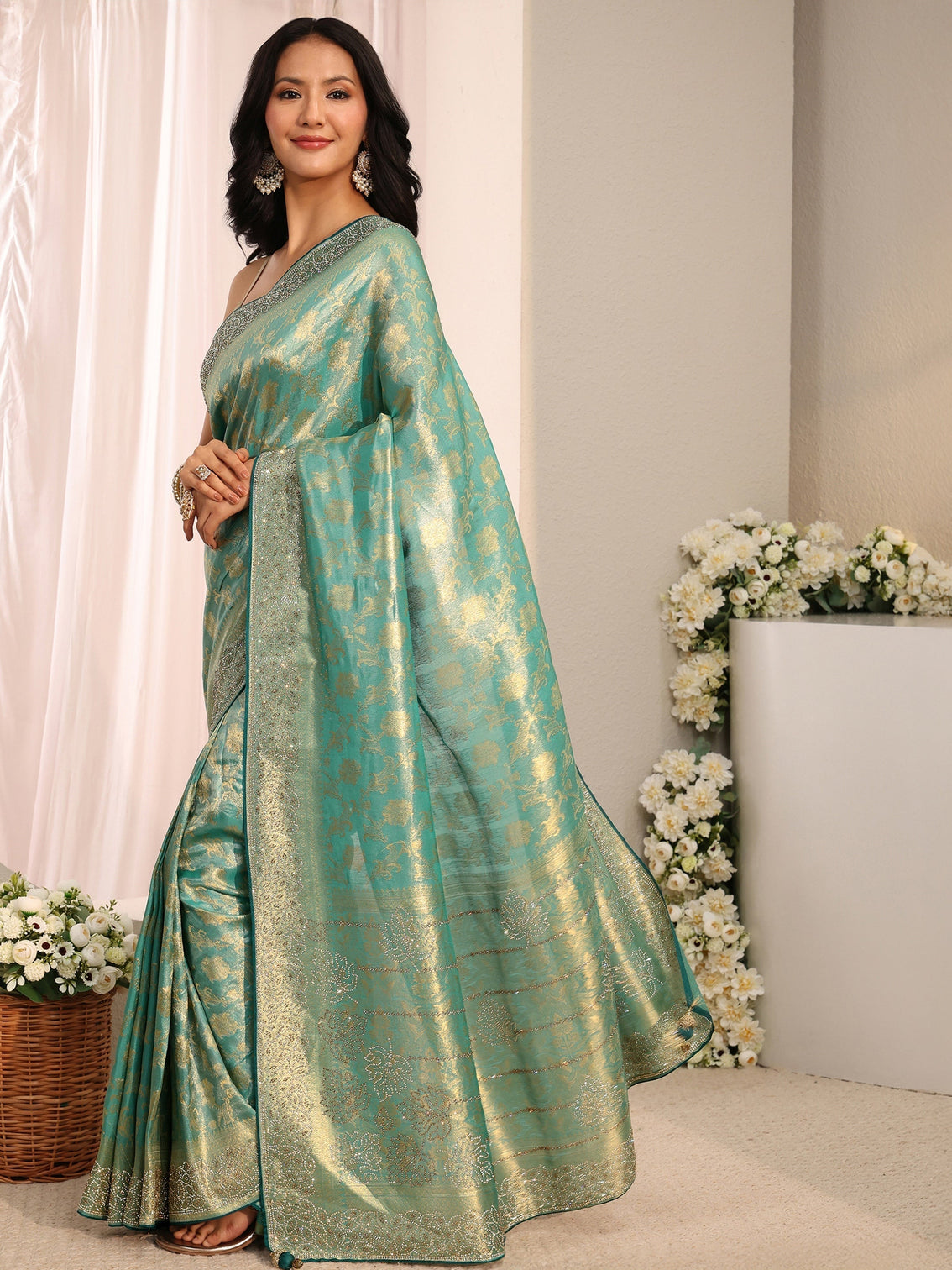 Mameraa Art Blue Floral Woven Design Silk Blend Saree With Unstitched Blouse Piece