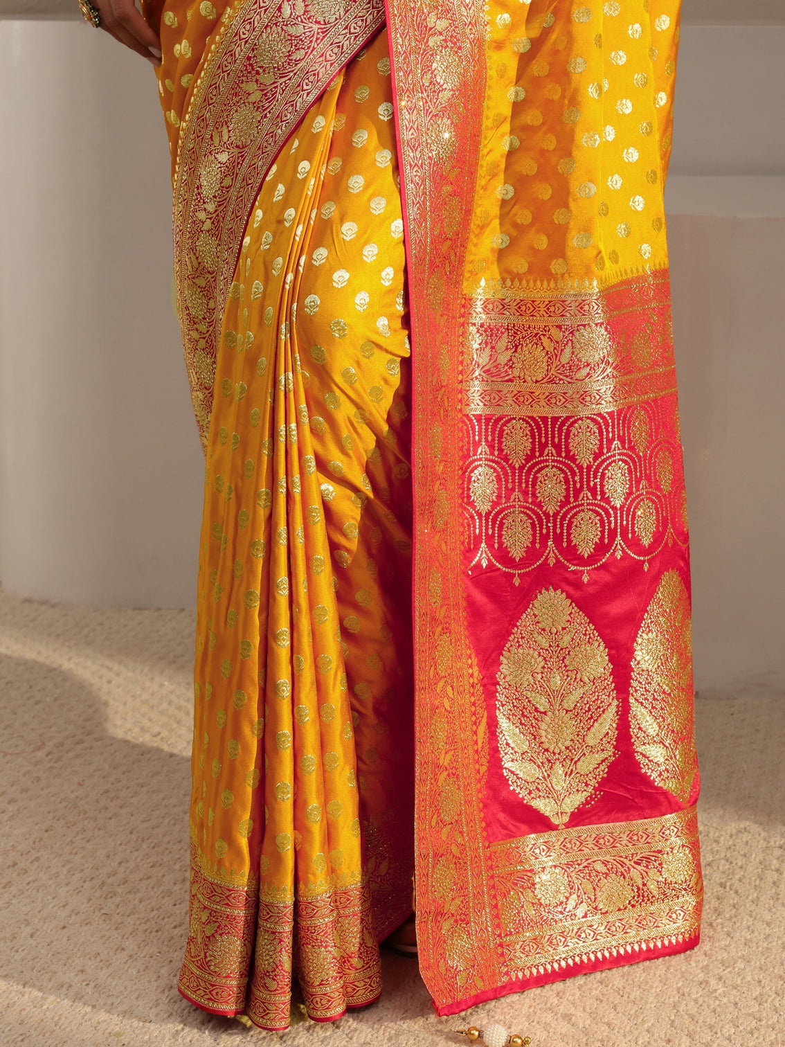 Mameraa Art Mustard Banarasi Satin Saree With Unstitched Blouse Piece