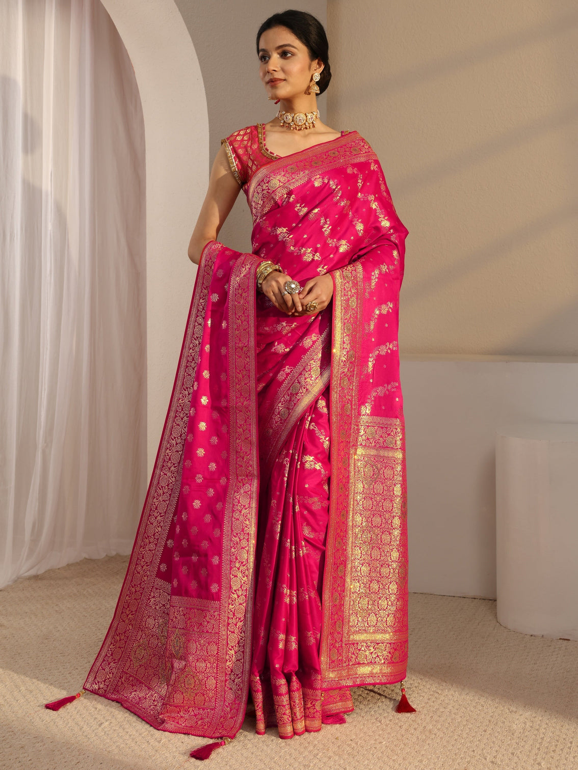 Mameraa Pink Banarasi Satin Saree With Unstiched Blouse Piece And Dupatta