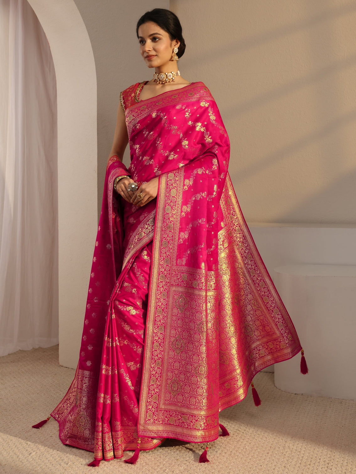 Mameraa Pink Banarasi Satin Saree With Unstiched Blouse Piece And Dupatta