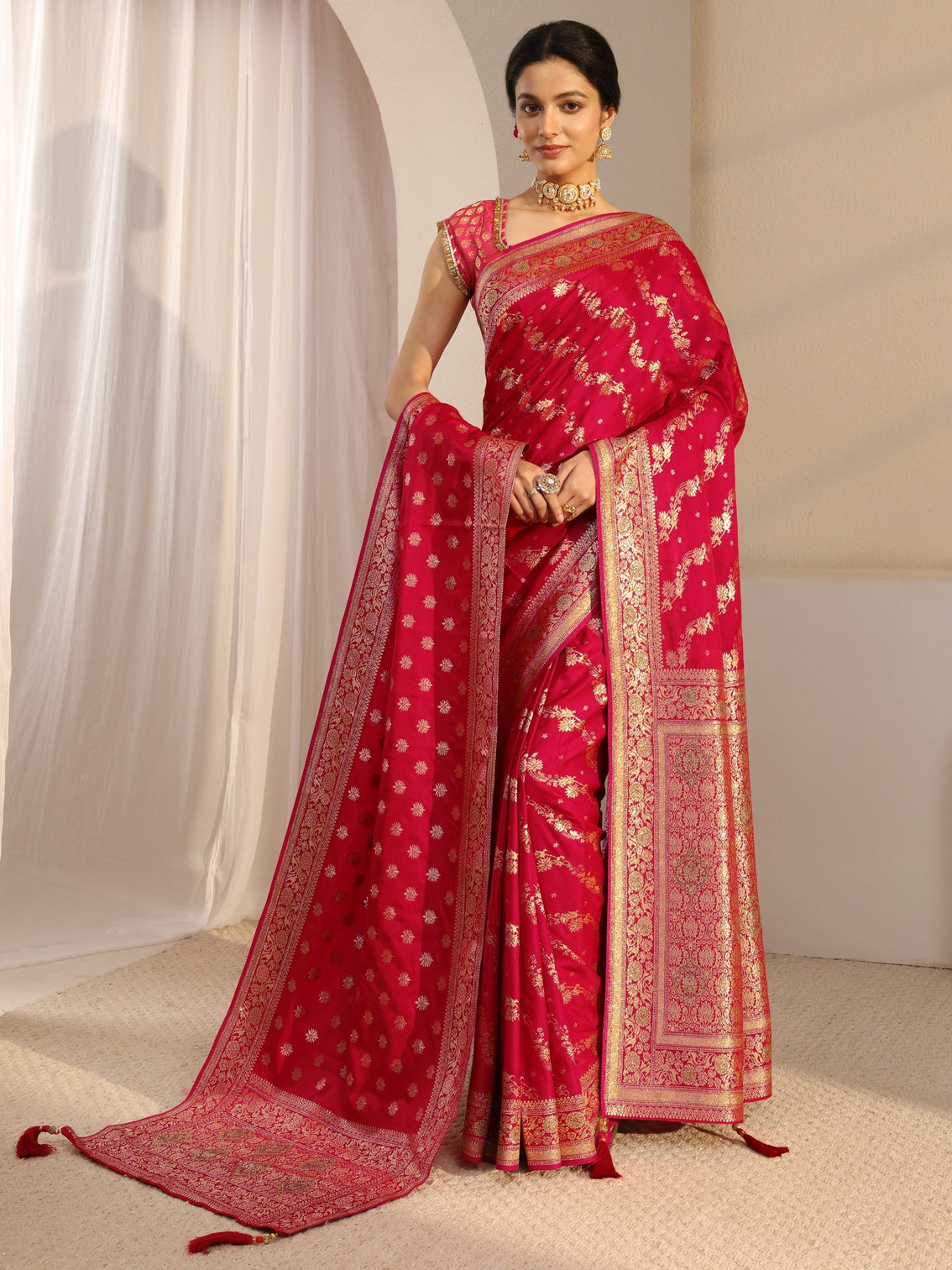 Mameraa Red Banarasi Satin Saree With Unstiched Blouse Piece And Dupatta