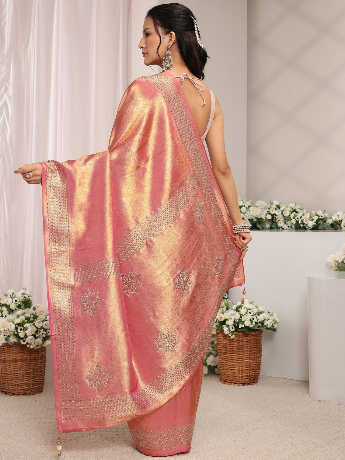 Mameraa Pink Ethnic Woven Design Silk Blend Saree With Unstitched Blouse Piece