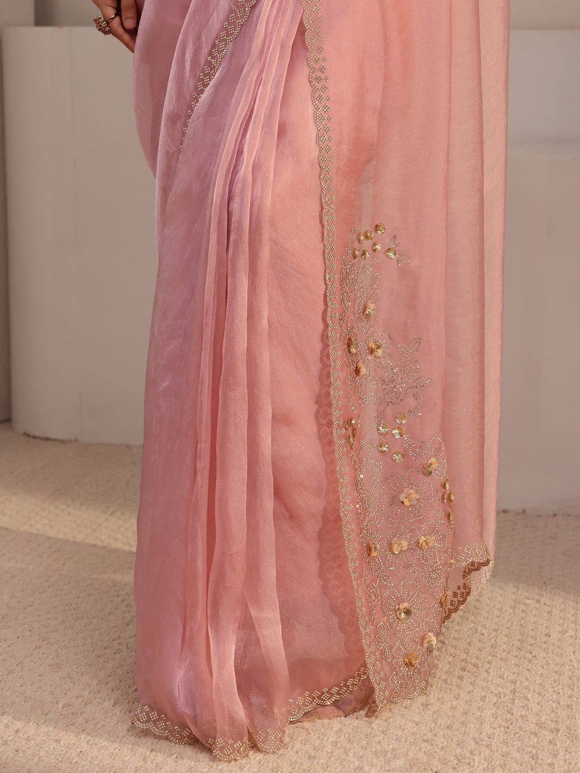 Mameraa Pink Embellished Organza Saree With Unstiched Blouse Piece