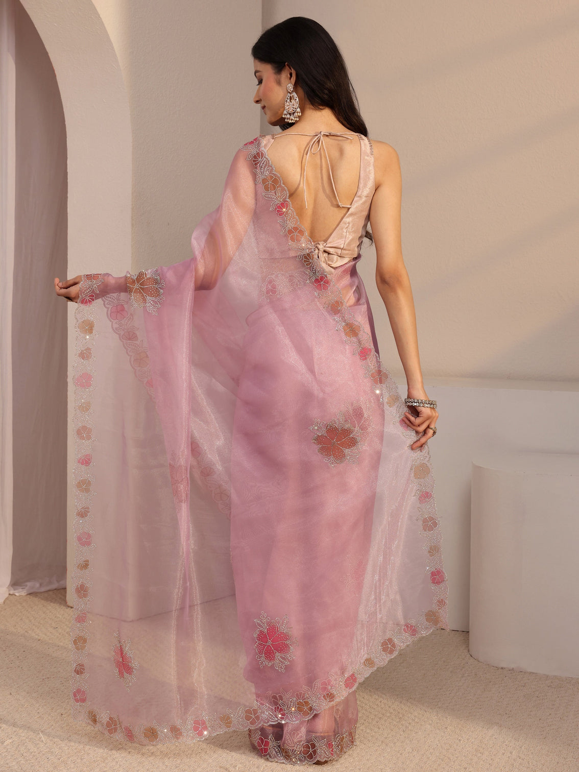 Mameraa Pink Embellished Organza Saree With Unstiched Blouse Piece