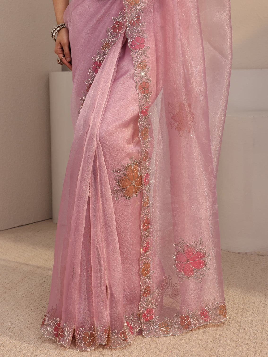 Mameraa Pink Embellished Organza Saree With Unstiched Blouse Piece