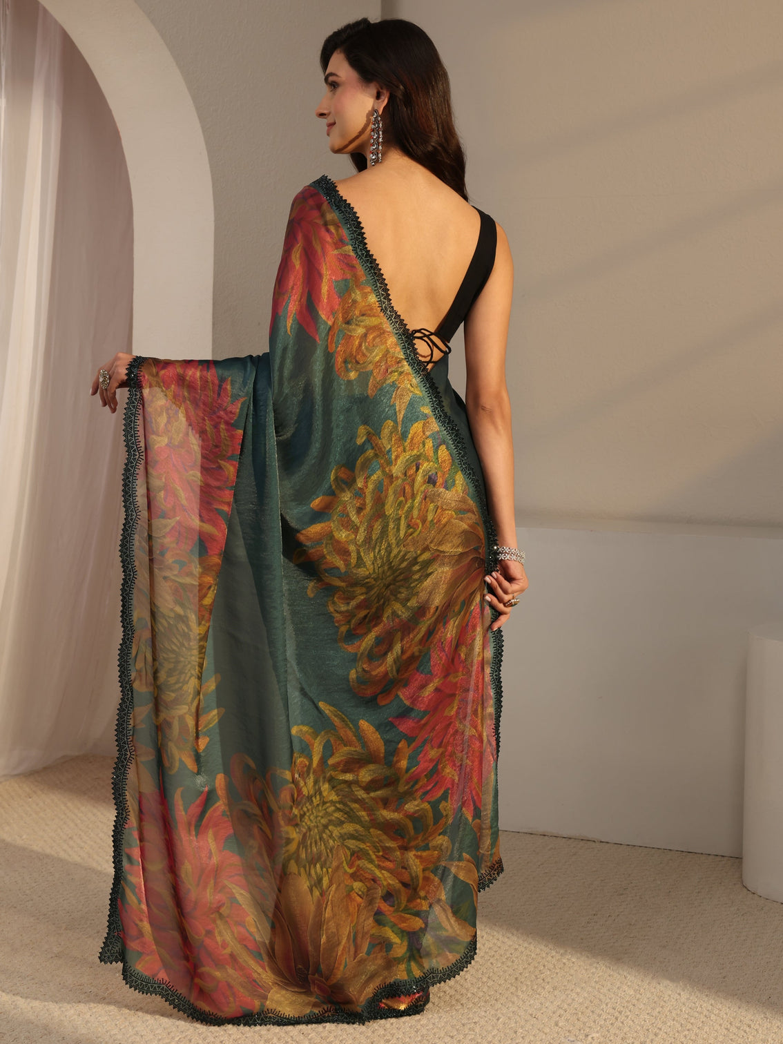 Mameraa Green Floral Printed Satin Saree With Unstitched Blouse Piece