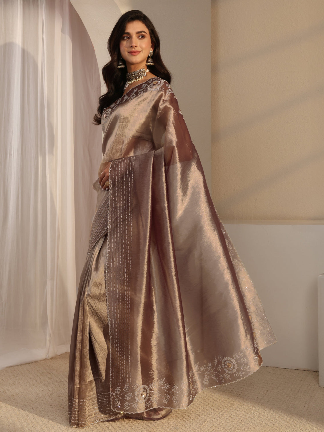Mameraa Mauve Embellished Chiffon Saree With Unstitched Blouse Piece