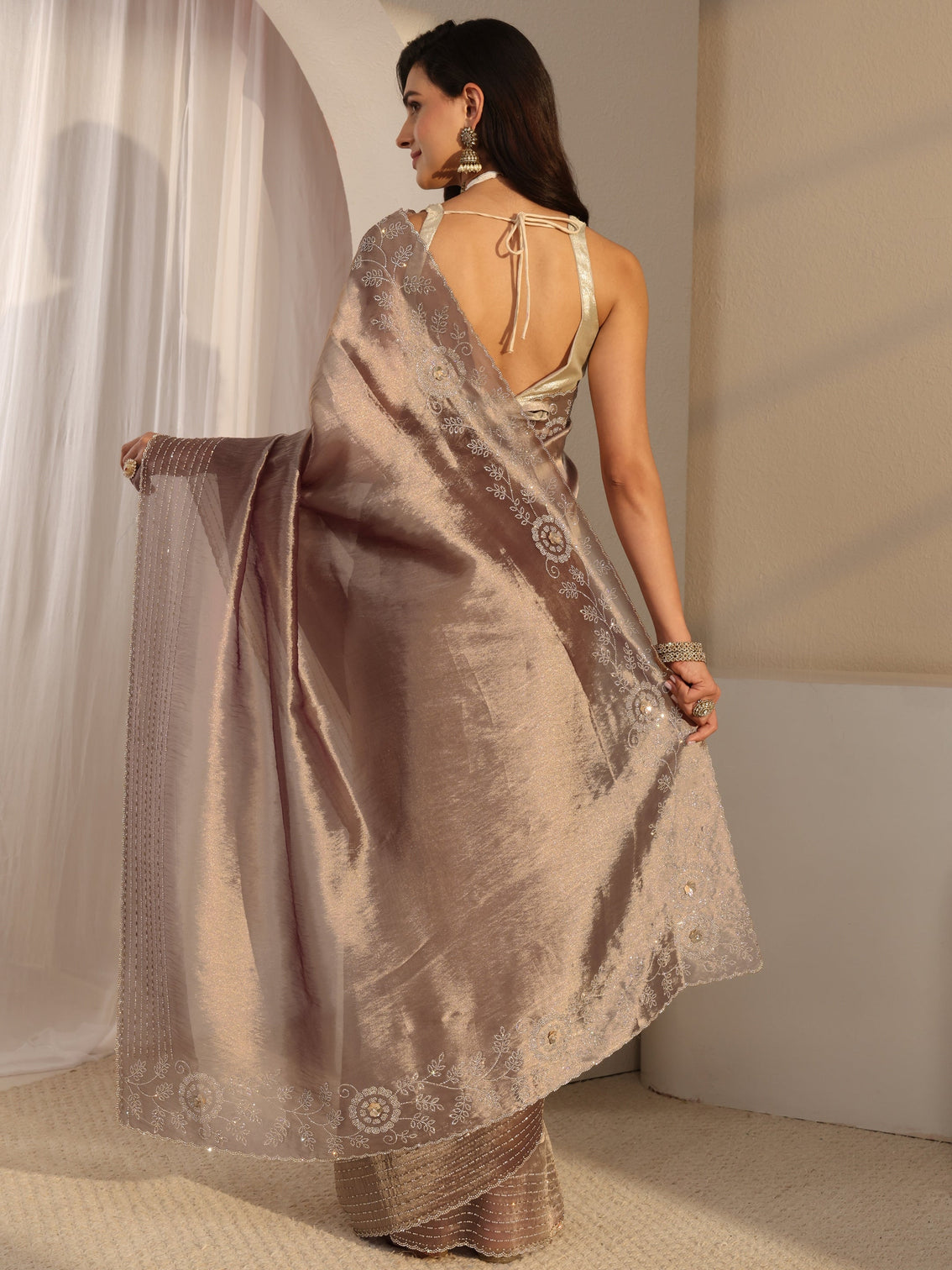 Mameraa Mauve Embellished Chiffon Saree With Unstitched Blouse Piece