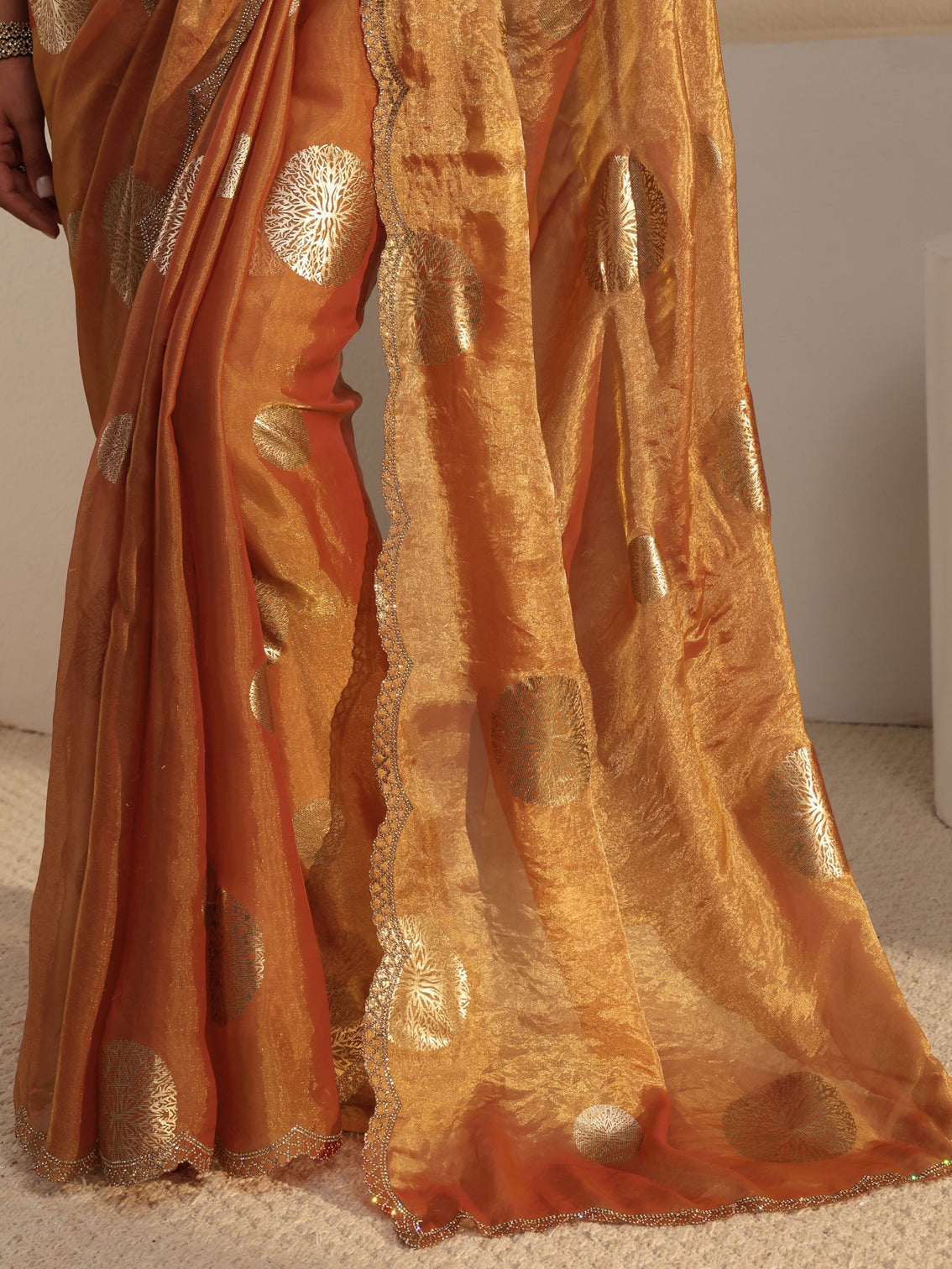 Mameraa Peach Foil Printed Tissue Saree With Unstitched Blouse Piece