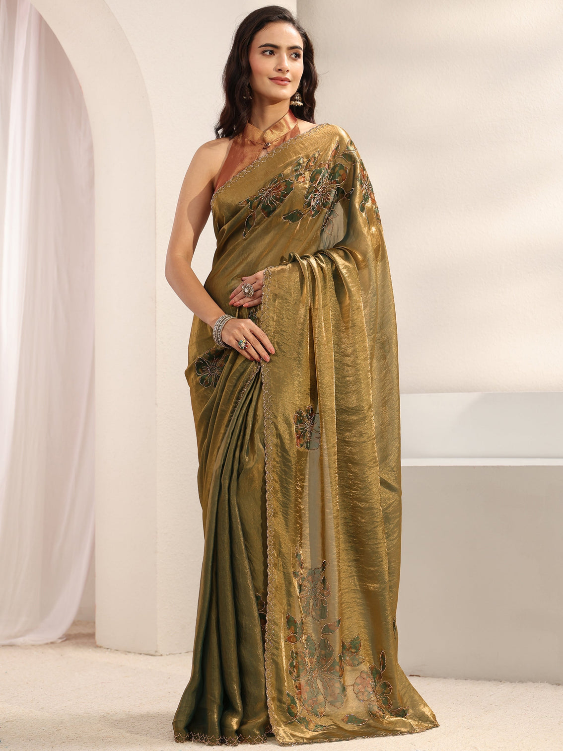 Mameraa Green Floral Embellished Tissue Saree With Unstitched Blouse Piece