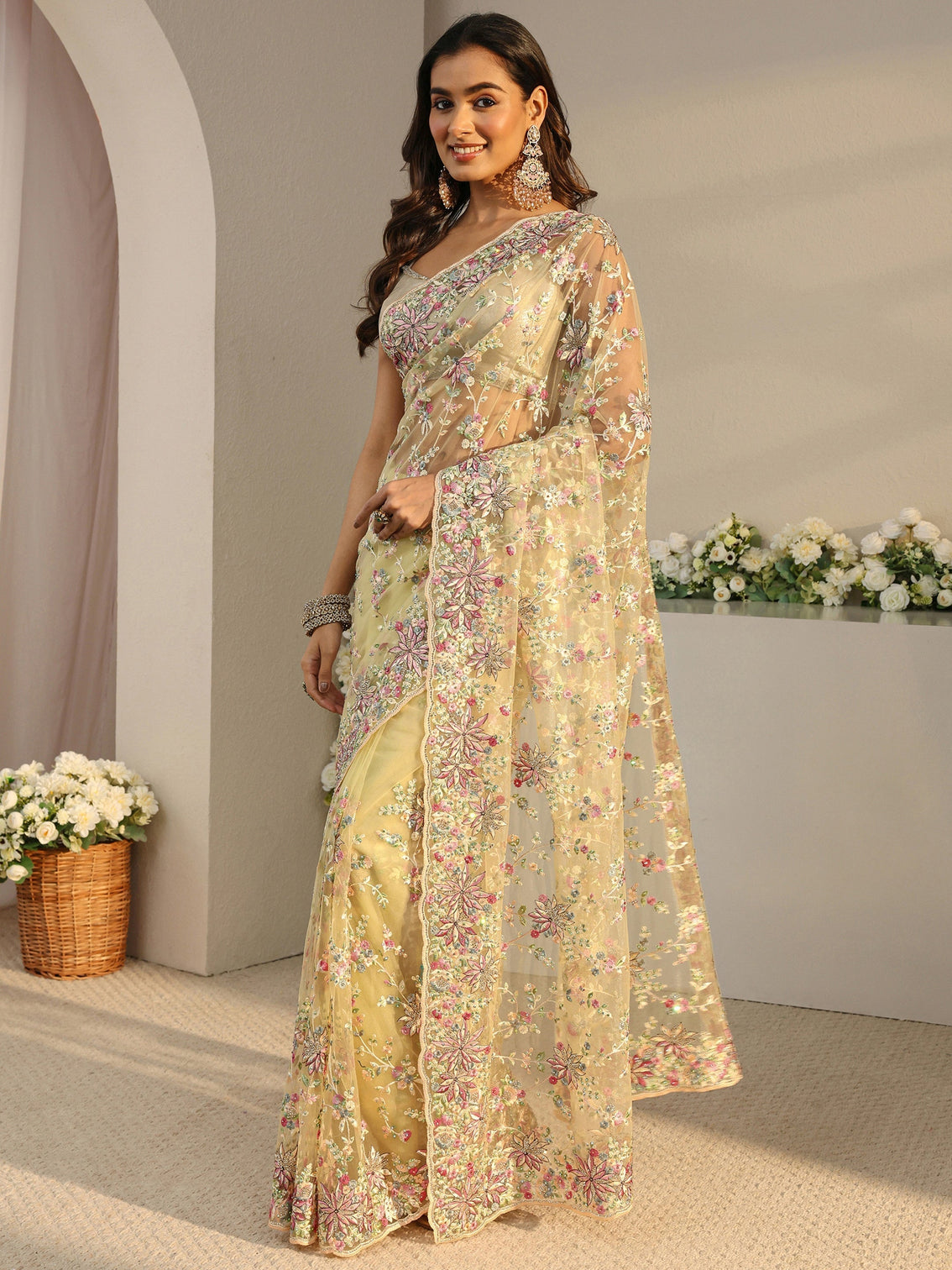 Mameraa Art Green Floral Embroidered Net Saree With Unstitched Blouse Piece