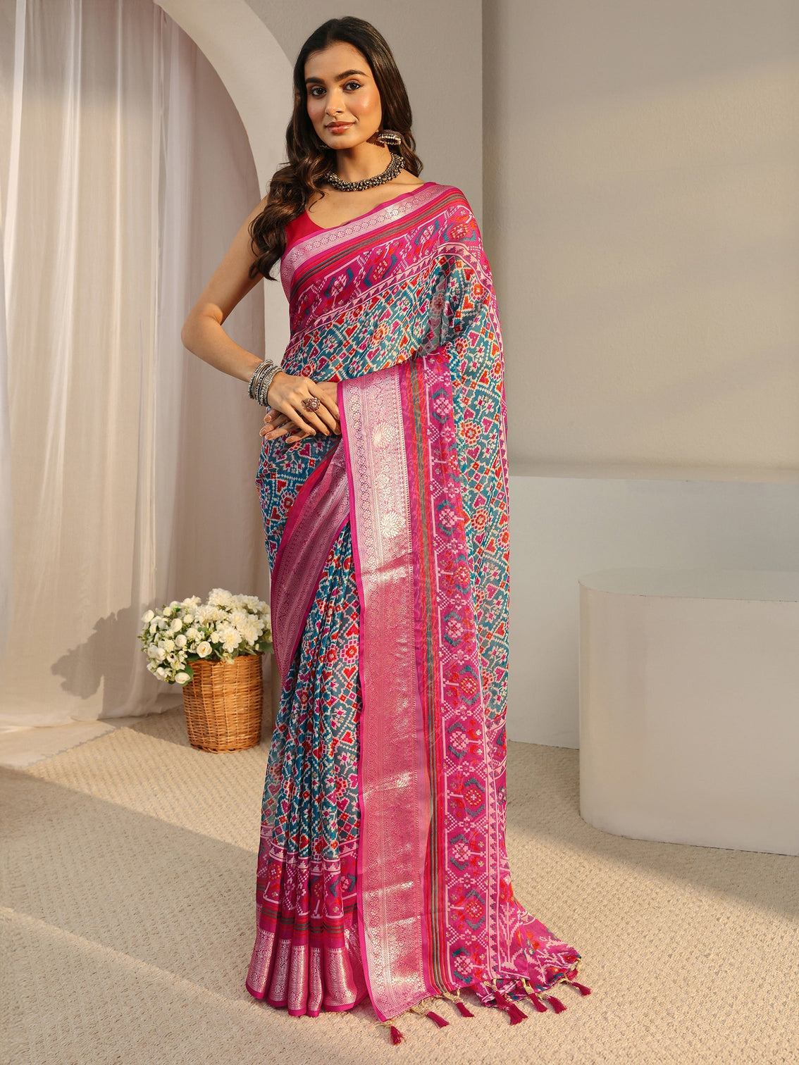 Mameraa Blue Pochampally Ikkat Chiffon Saree With Unstitched Blouse Piece