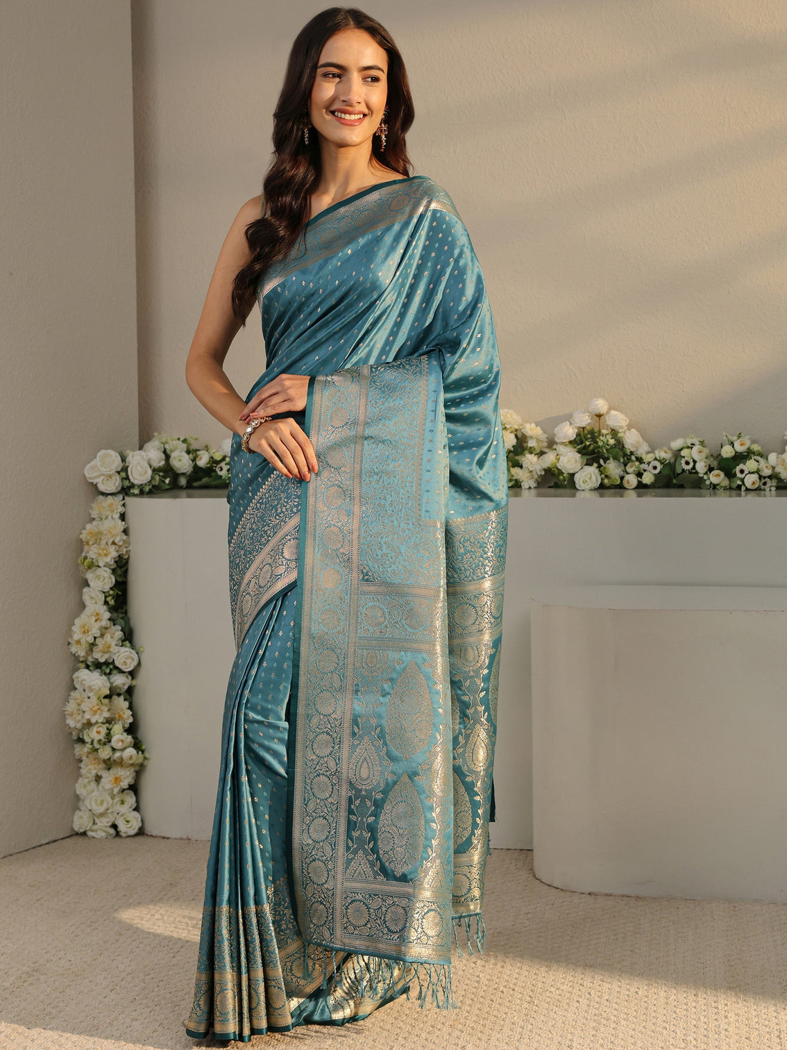 Mameraa Teal Ethnic Woven Design Silk Blend Saree With Unstitched Blouse Piece