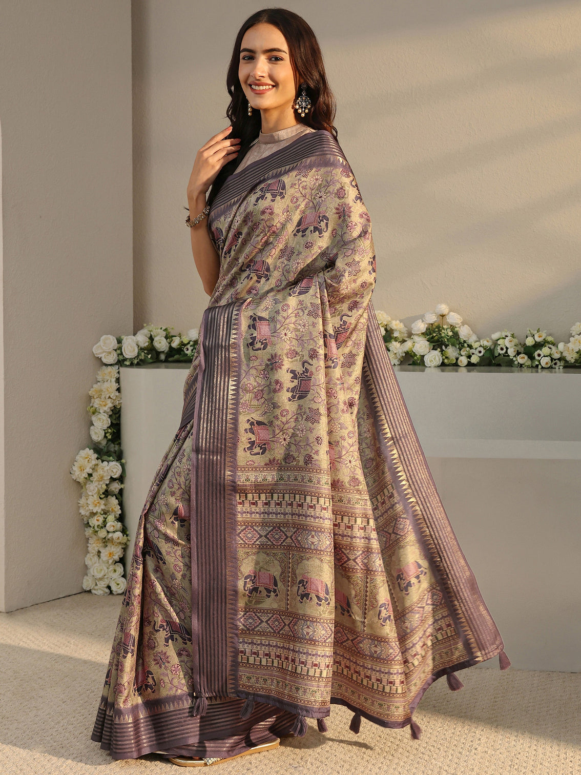 Mameraa Green Ethnic Printed Silk Blend Saree With Unstitched Blouse Piece