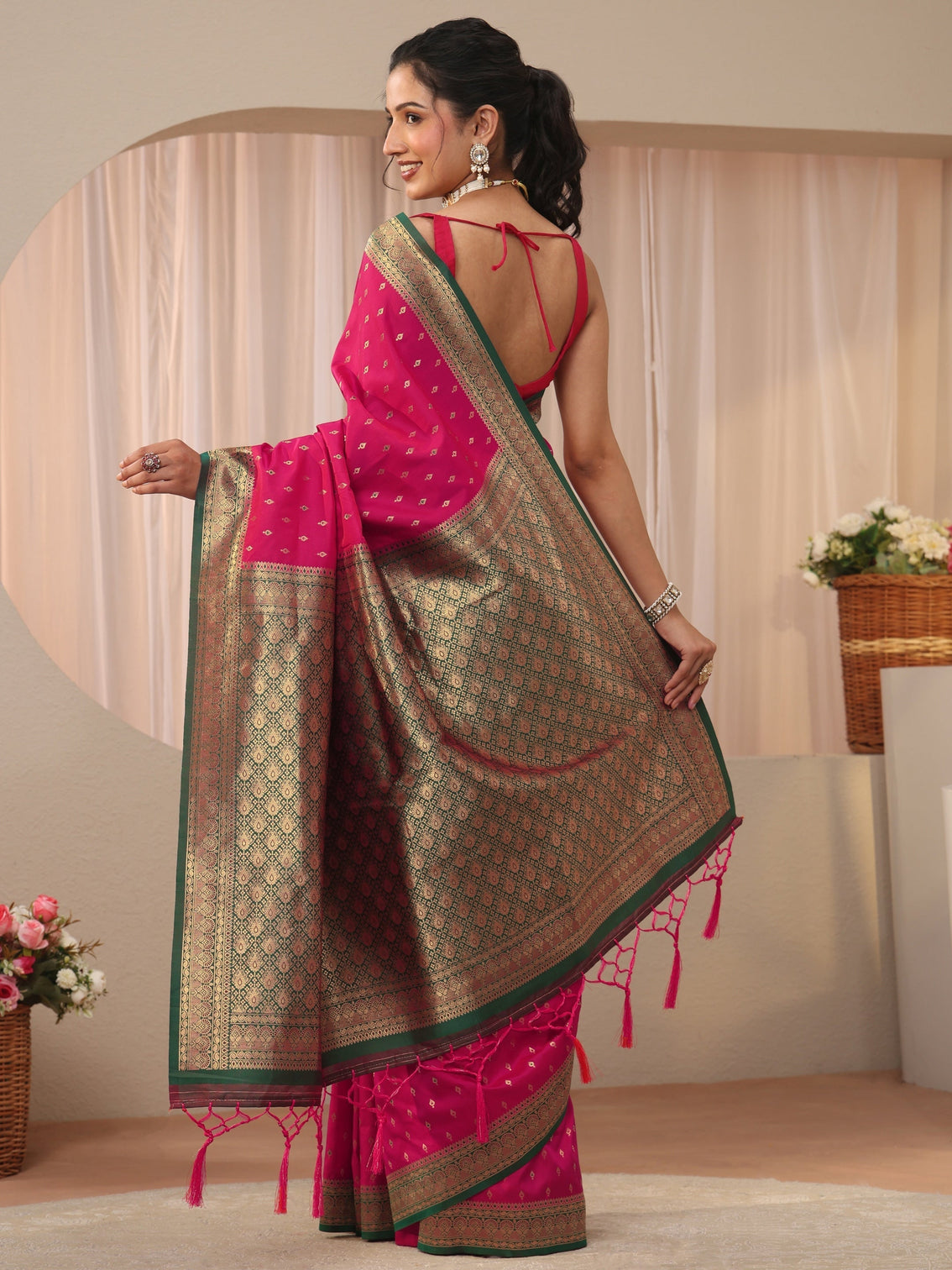 Mameraa Pink Kanjeevaram Silk Blend Saree