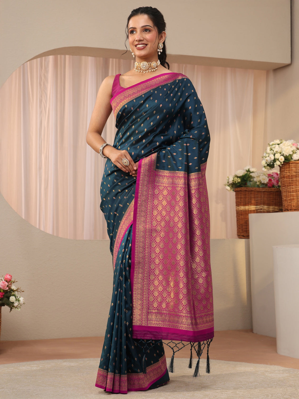 Mameraa Navy Blue Kanjeevaram Silk Blend Saree