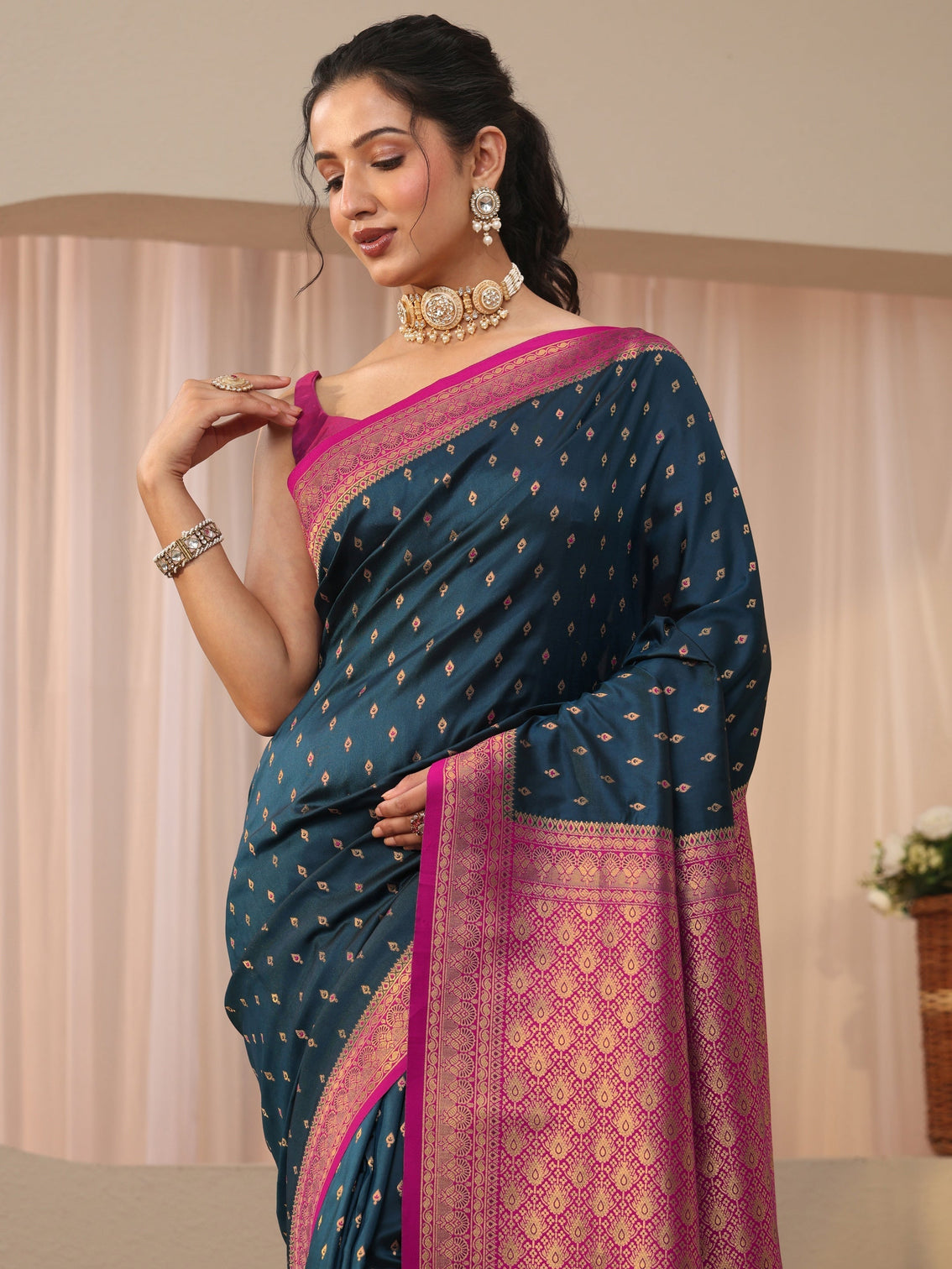 Mameraa Navy Blue Kanjeevaram Silk Blend Saree