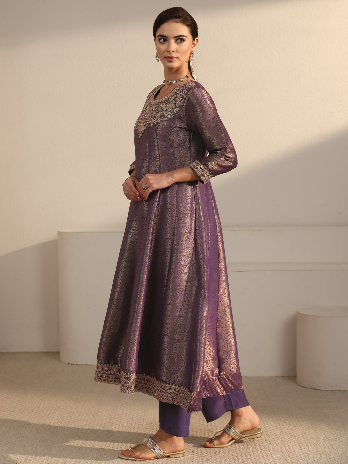 Mameraa Art Lavender Floral Woven Design Silk Blend A-Line Suit Set