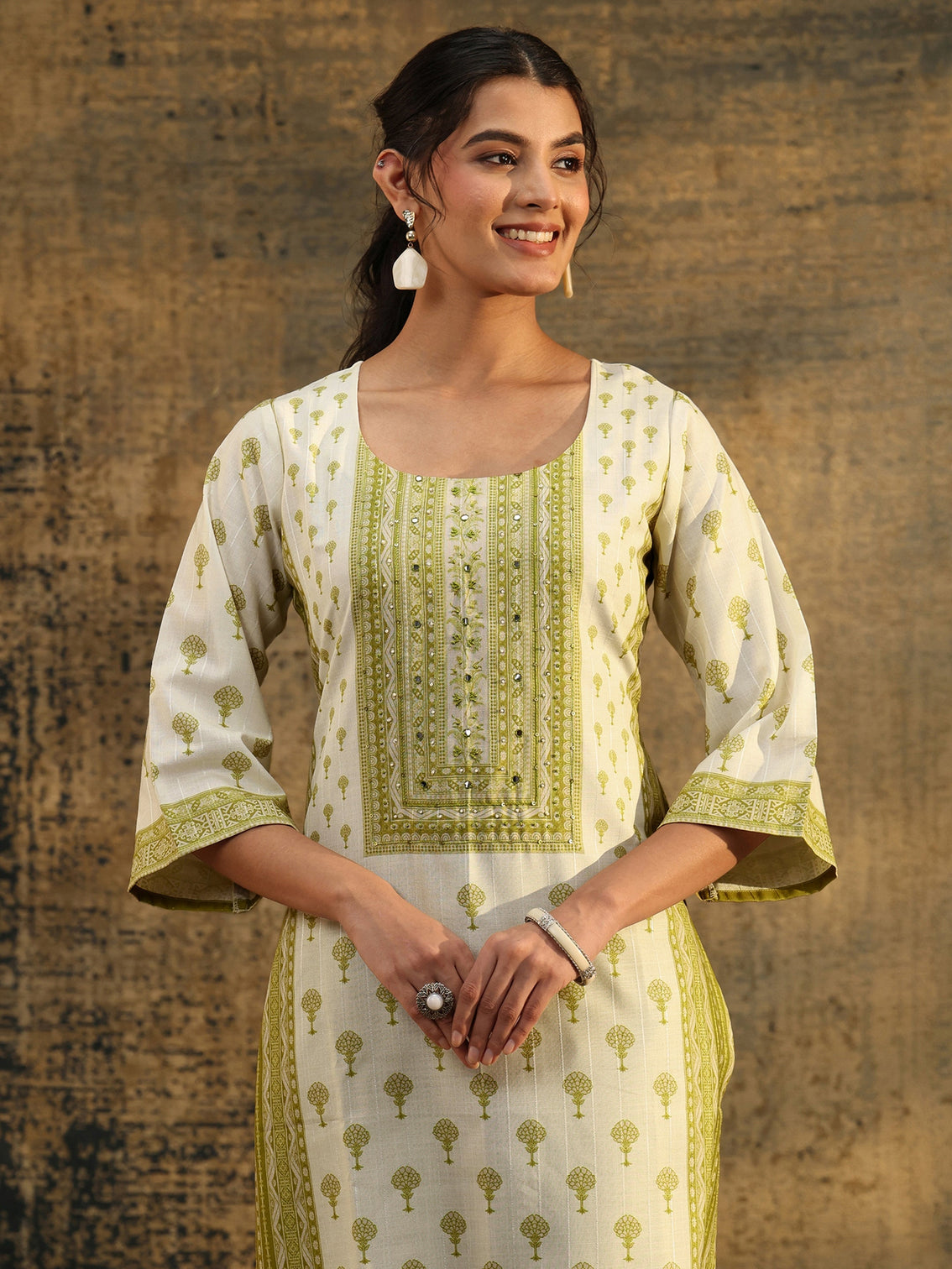 Mameraa Off White Floral Printed Linen Straight Suit Set