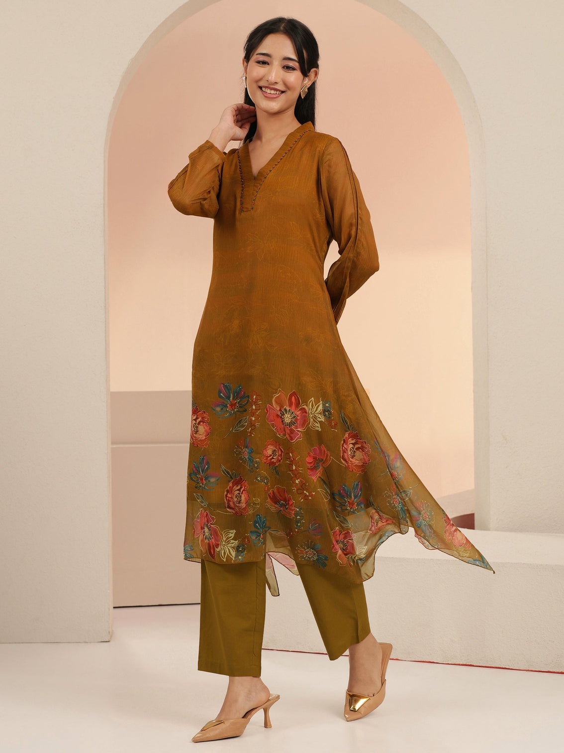 Mameraa Brown Floral Printed Chiffon High Low Kurta Set