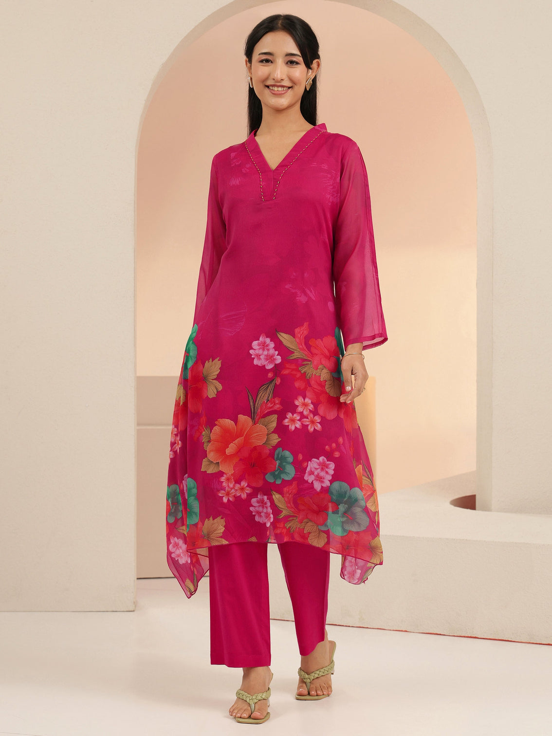 Mameraa Fuchsia Pink Floral Printed Chiffon High Low Kurta Set