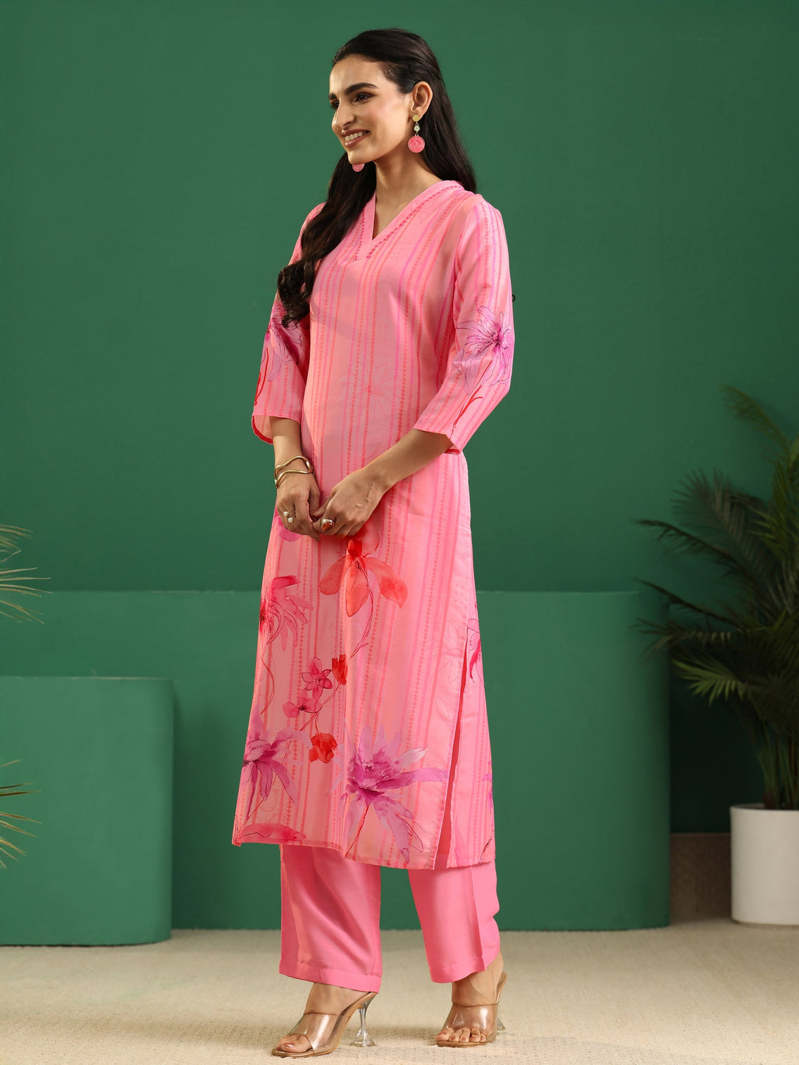 Mameraa Pink Floral Printed Muslin A-Line Suit Set