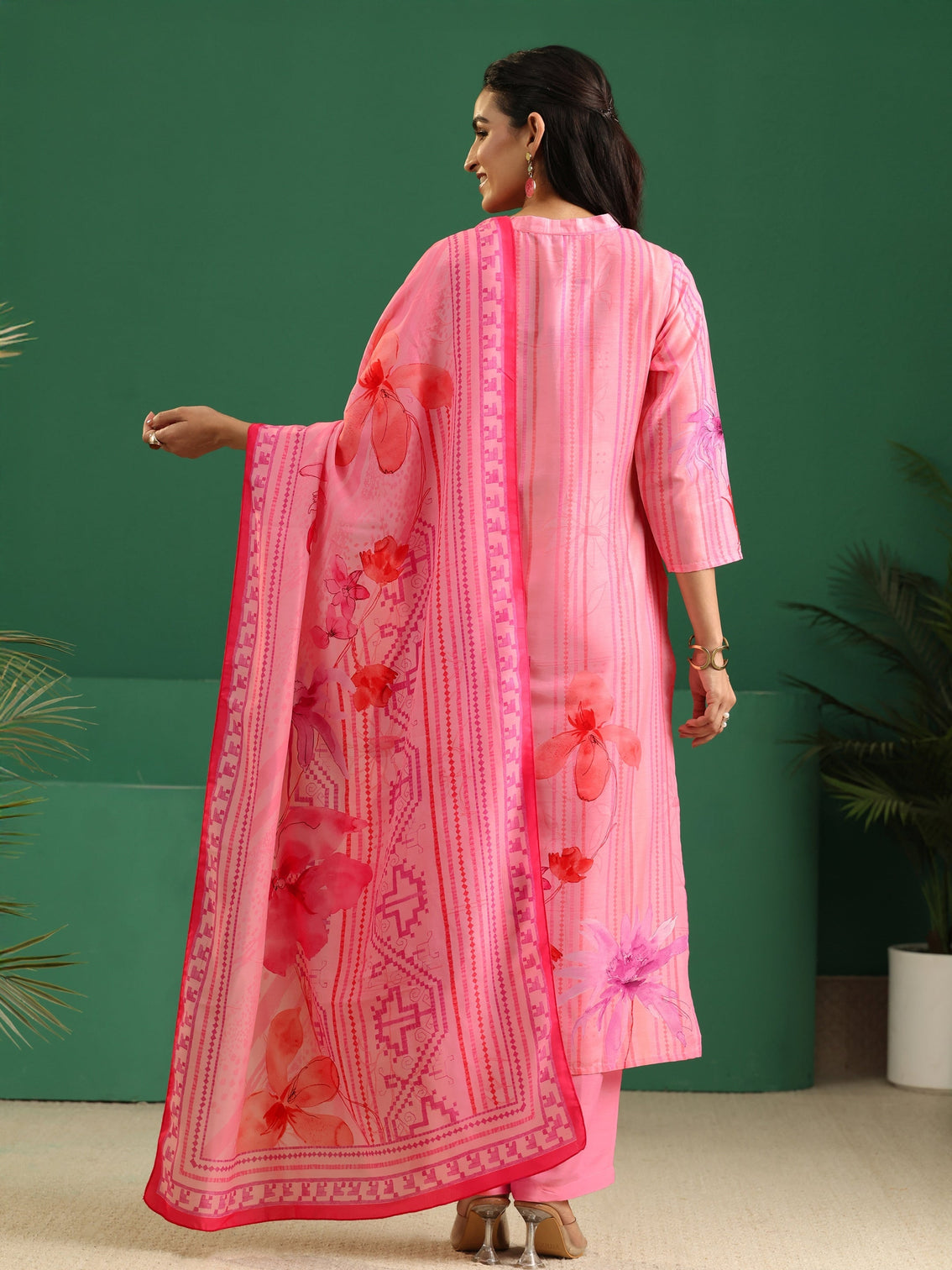 Mameraa Pink Floral Printed Muslin A-Line Suit Set