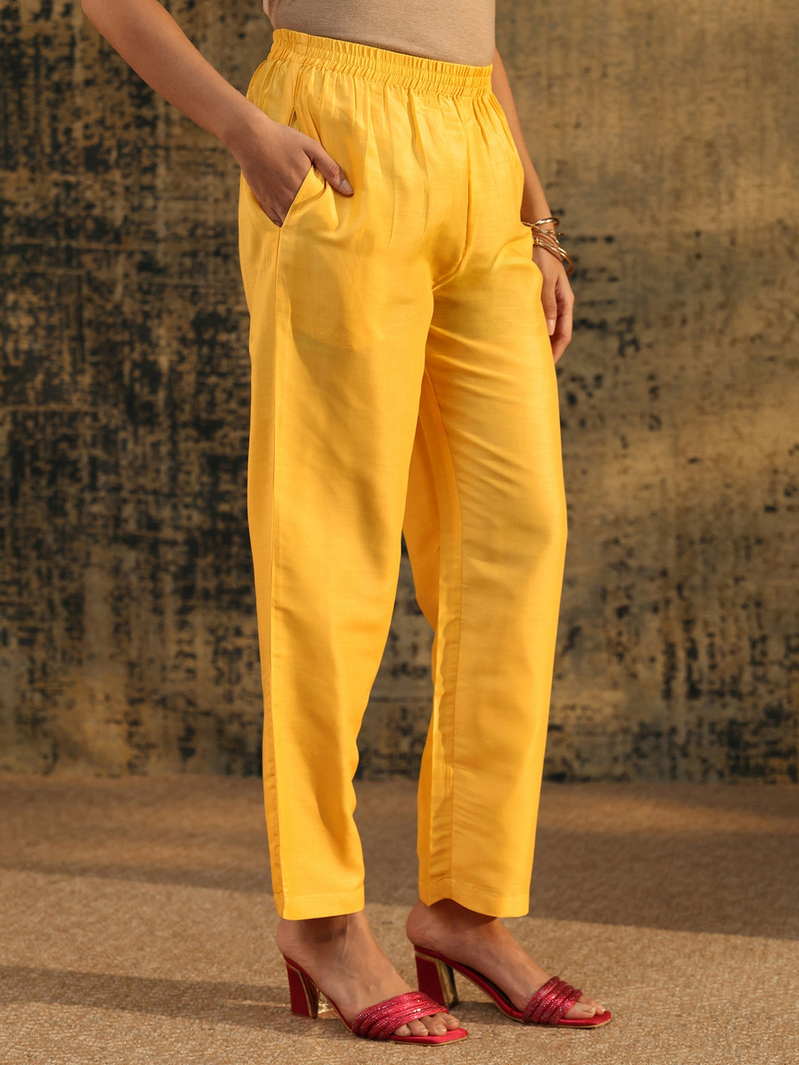 Mameraa Mustard Floral Printed Muslin Straight Suit Set